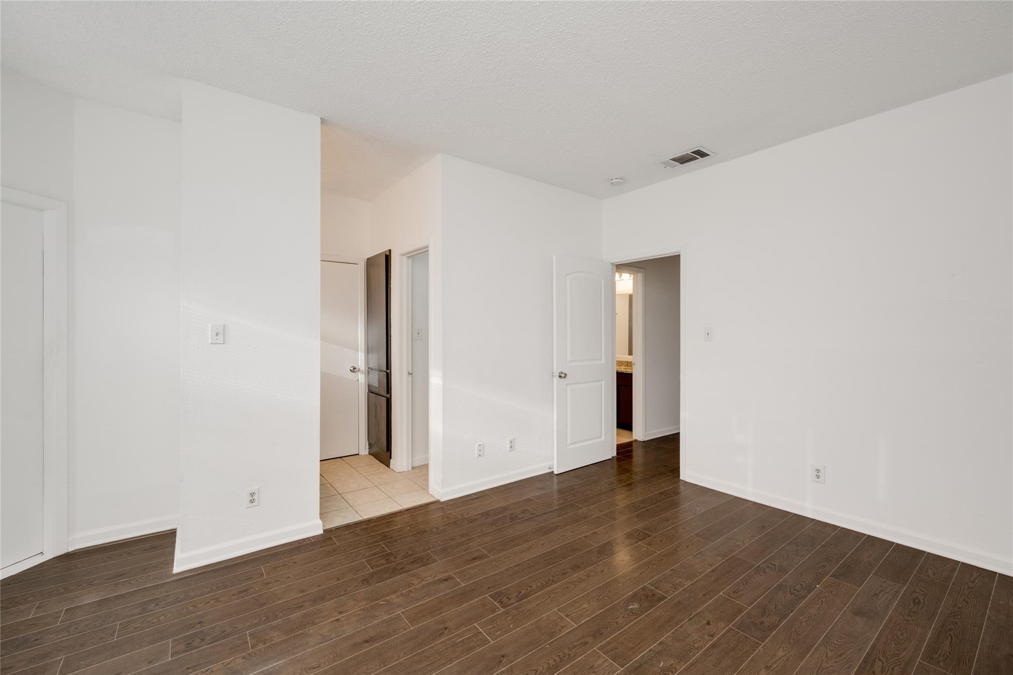 5304 Indio Cv # B, Austin, TX 78745