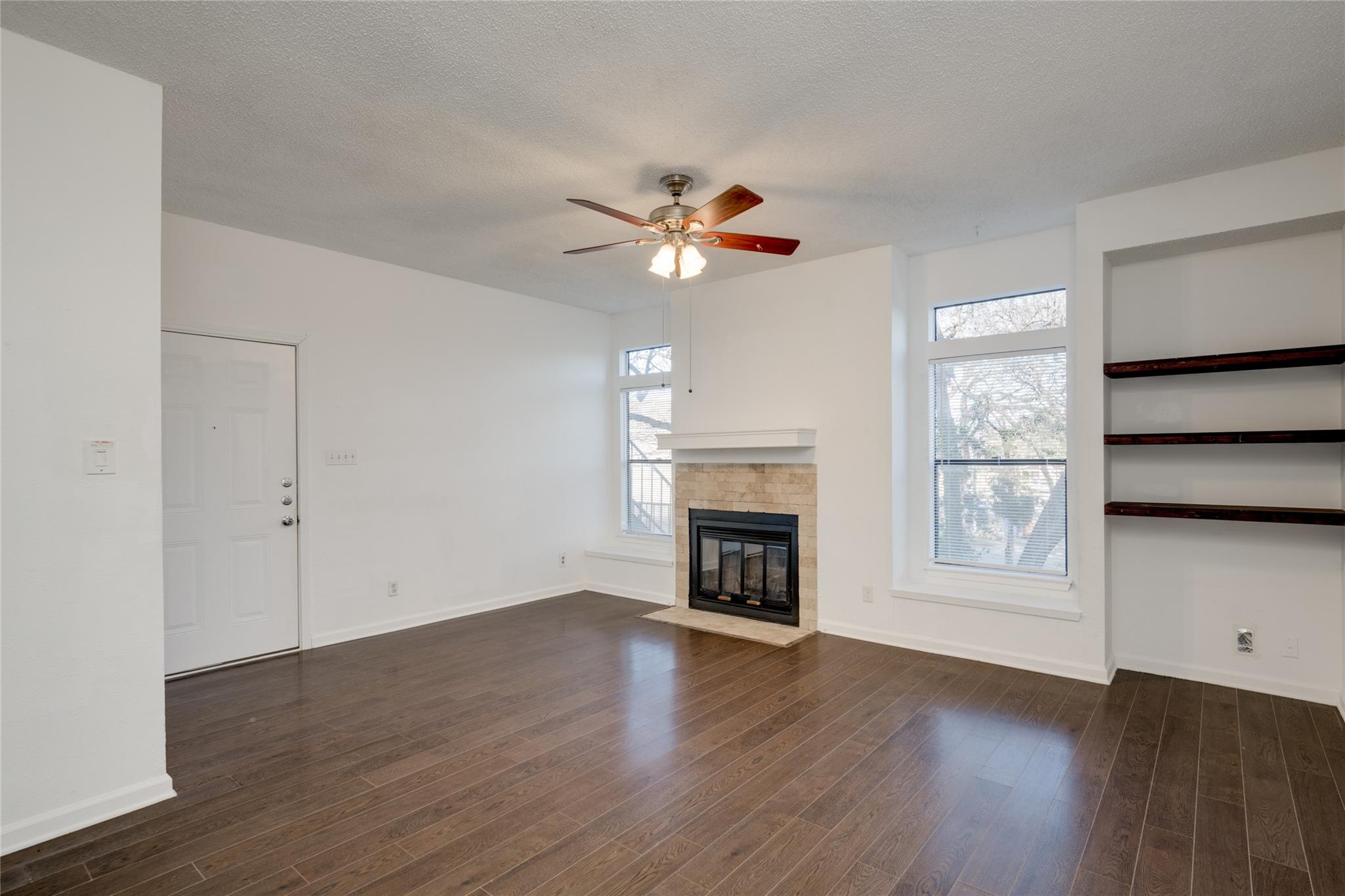 5304 Indio Cv # B, Austin, TX 78745