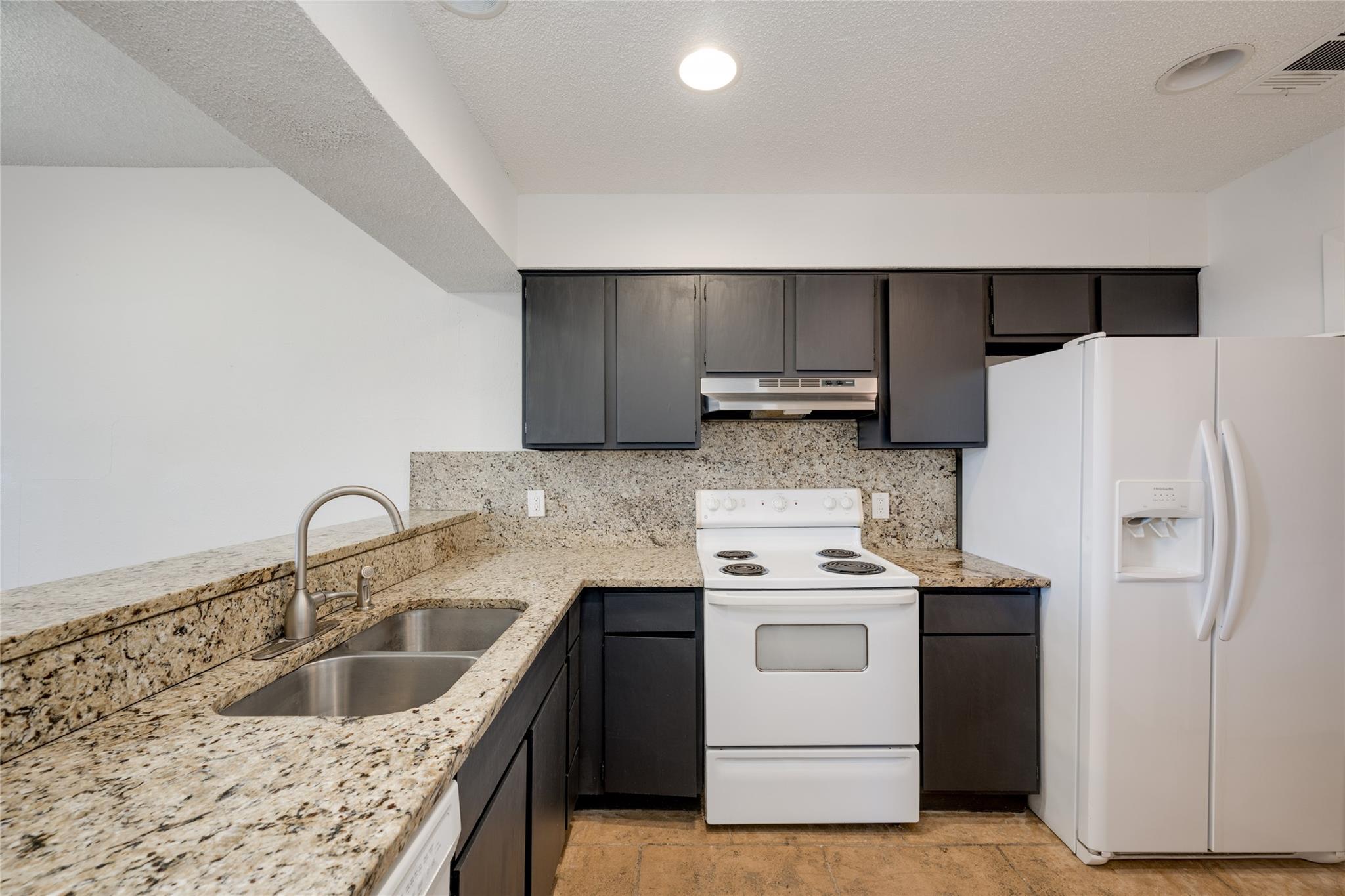 5304 Indio Cv # B, Austin, TX 78745