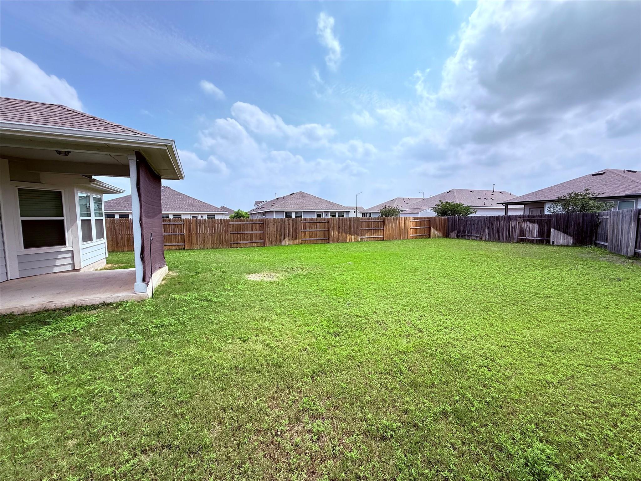 120 Trailside Ln, Bastrop, TX 78602