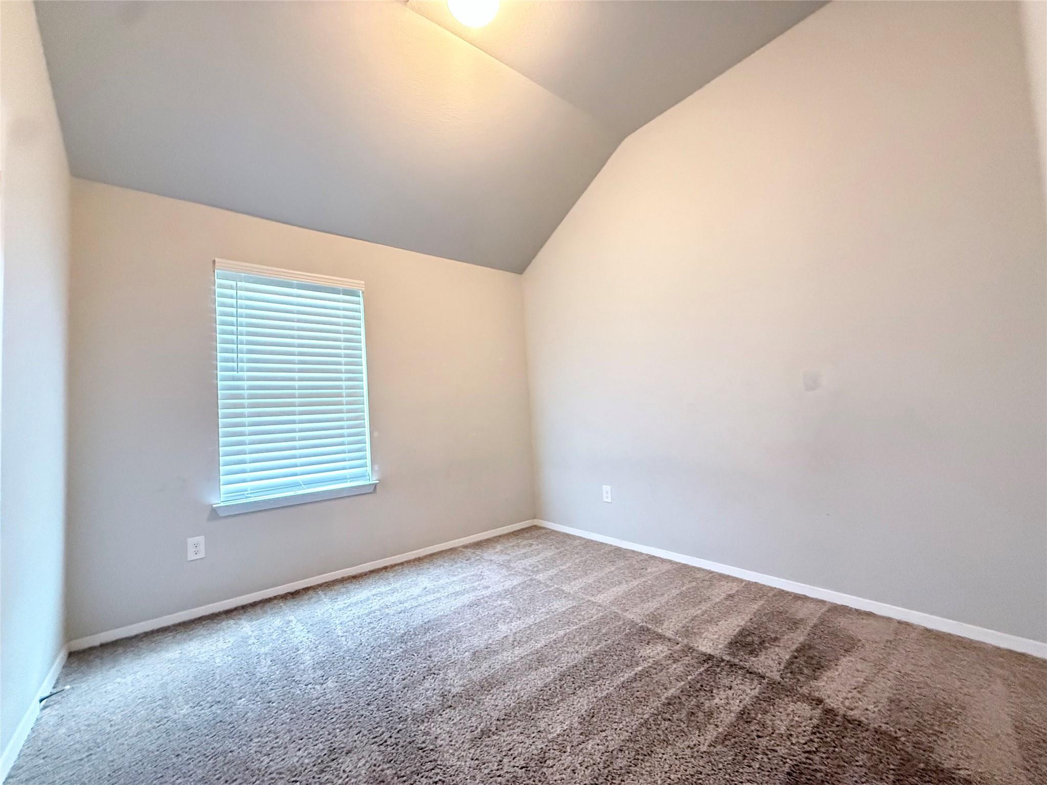 120 Trailside Ln, Bastrop, TX 78602