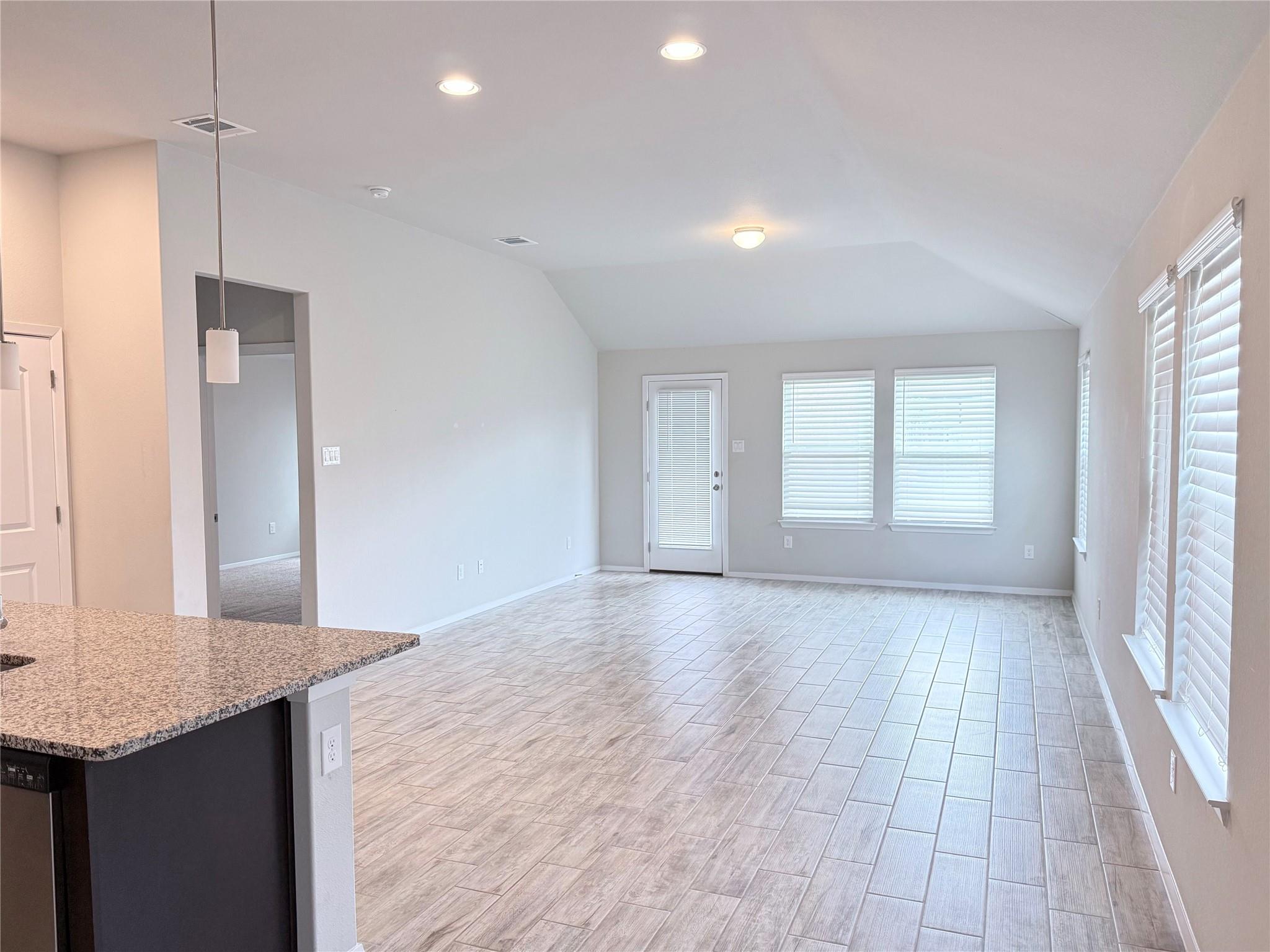 120 Trailside Ln, Bastrop, TX 78602