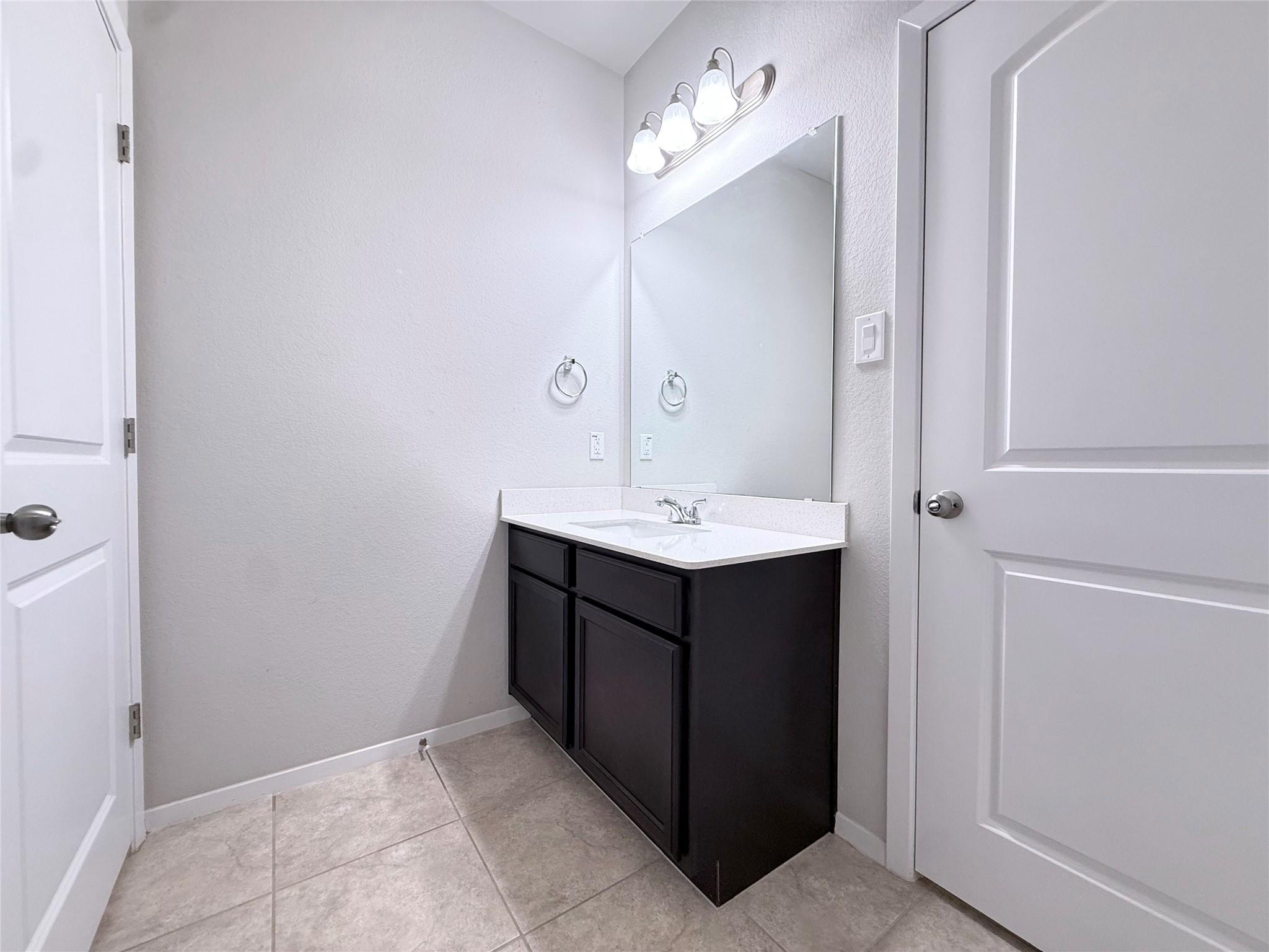 120 Trailside Ln, Bastrop, TX 78602