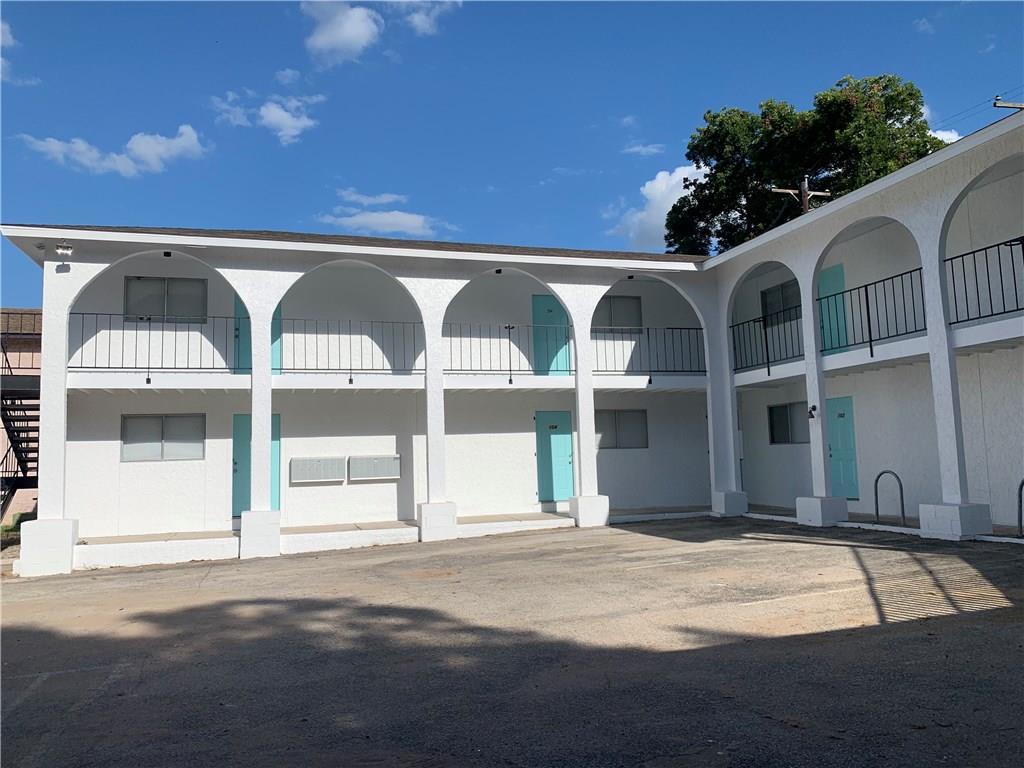 2609 E Cesar Chavez St # 104, Austin, TX 78702