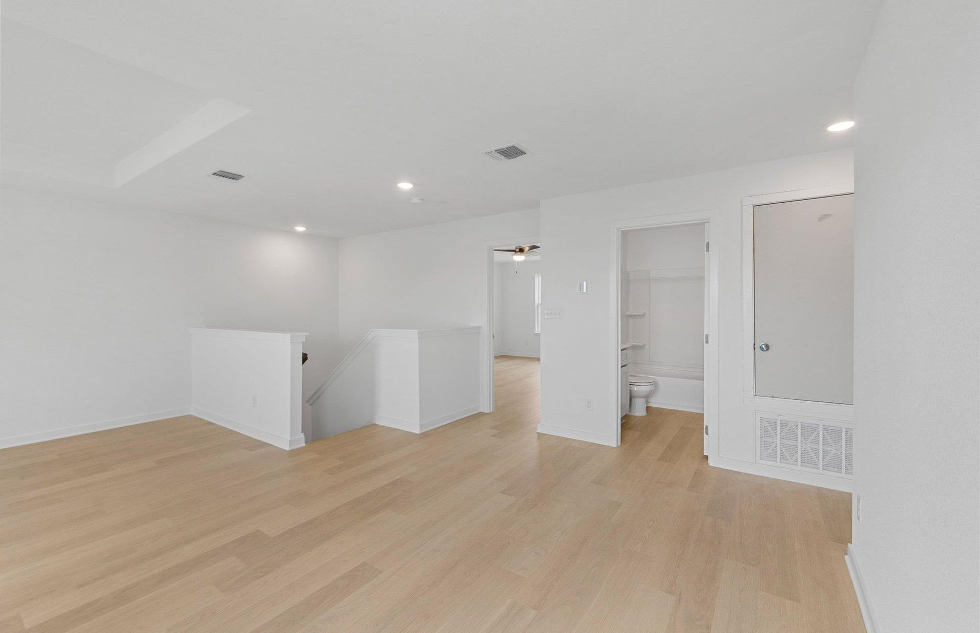 111 Blackfoot Daisy Path, San Marcos, TX 78666