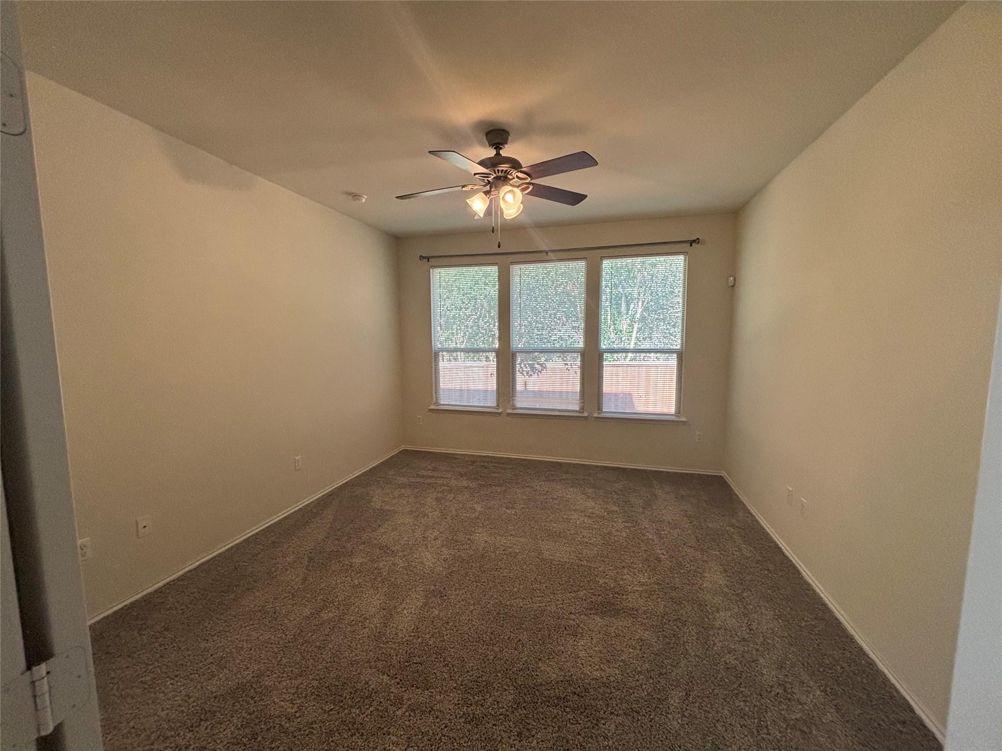 9410 Privet Dr, Austin, TX 78748