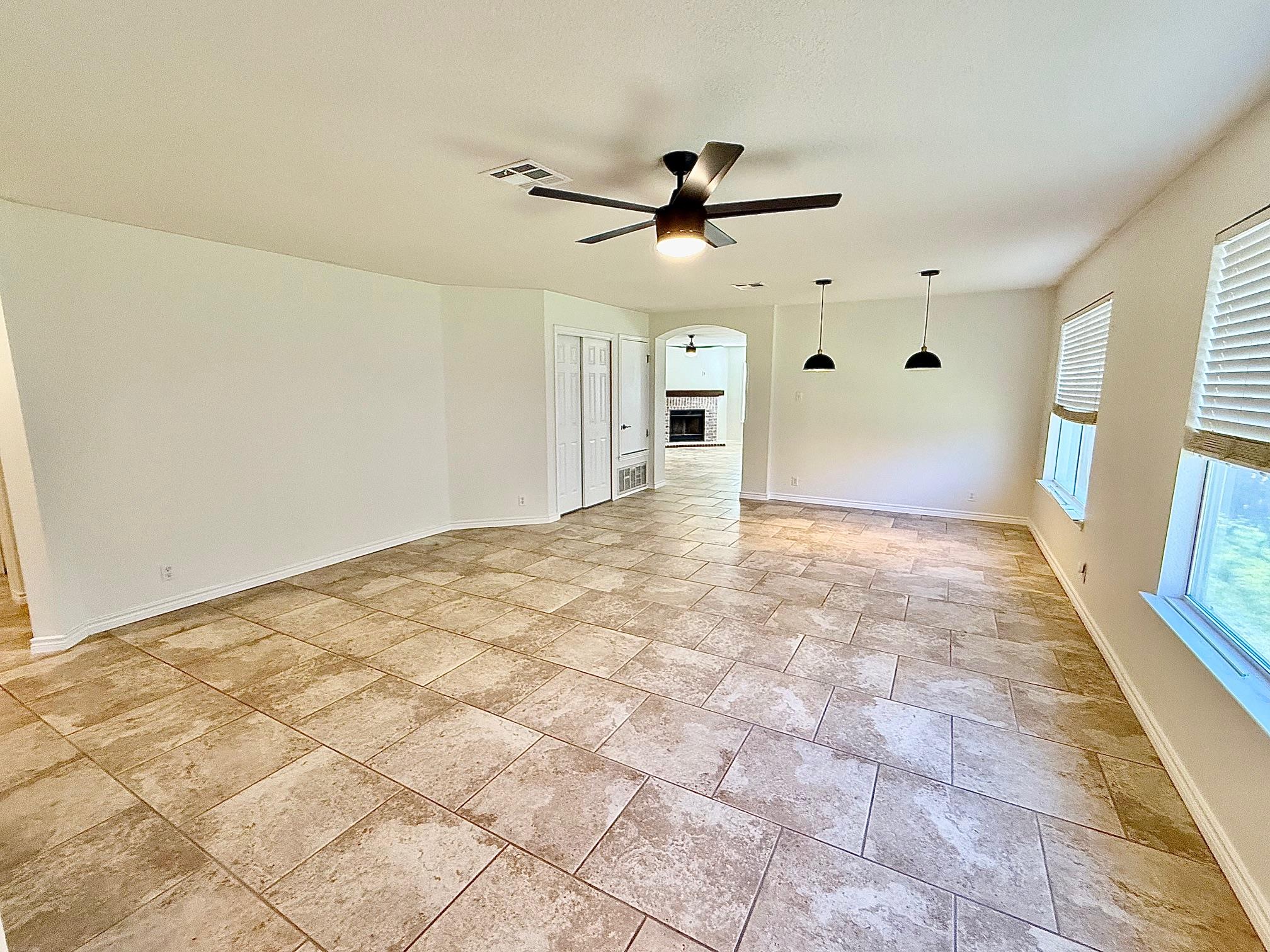 133 Paige Bnd, Hutto, TX 78634