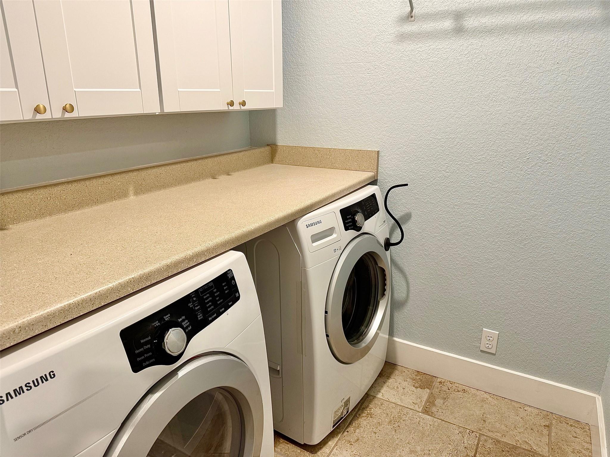 133 Paige Bnd, Hutto, TX 78634