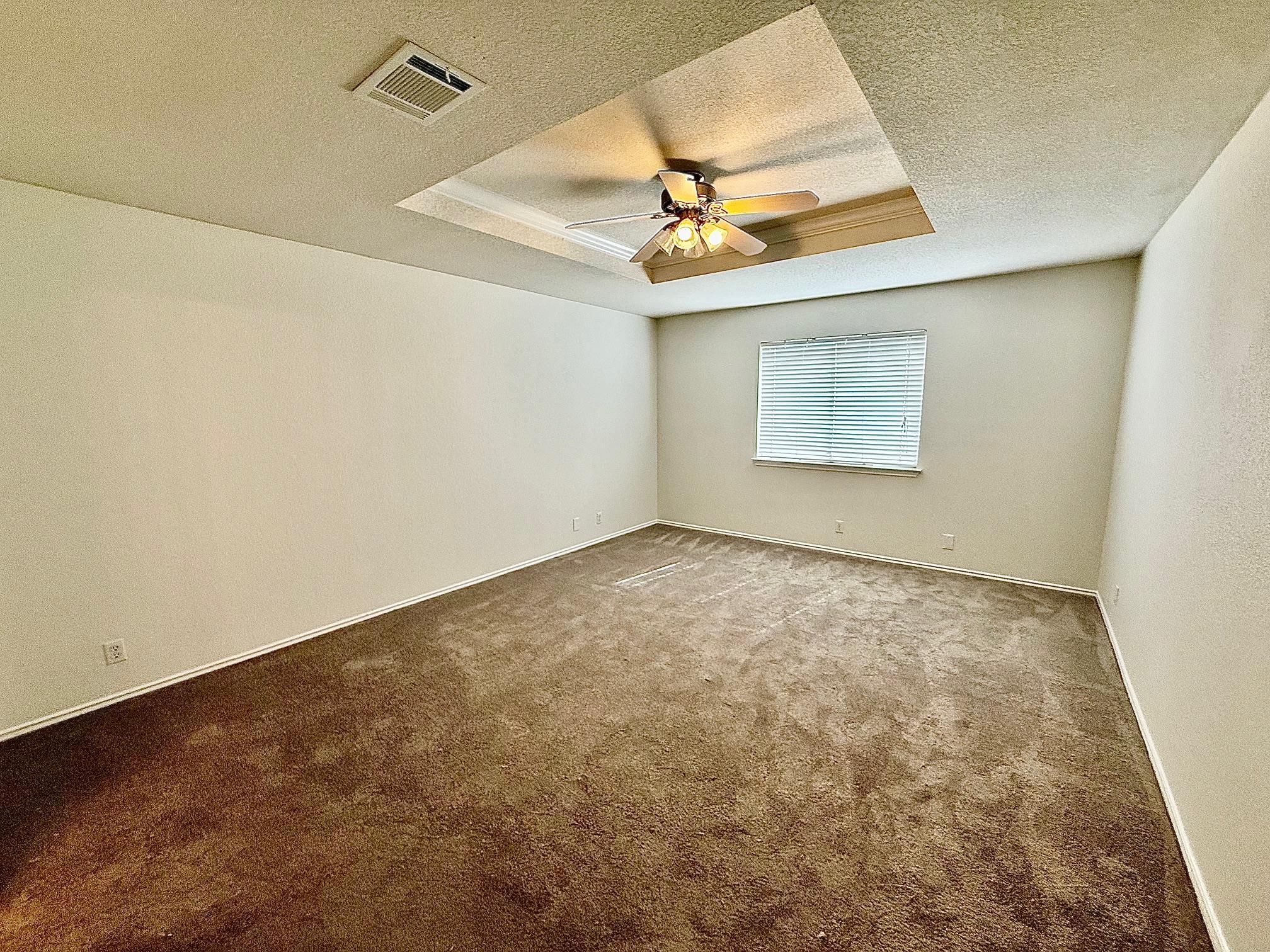 133 Paige Bnd, Hutto, TX 78634