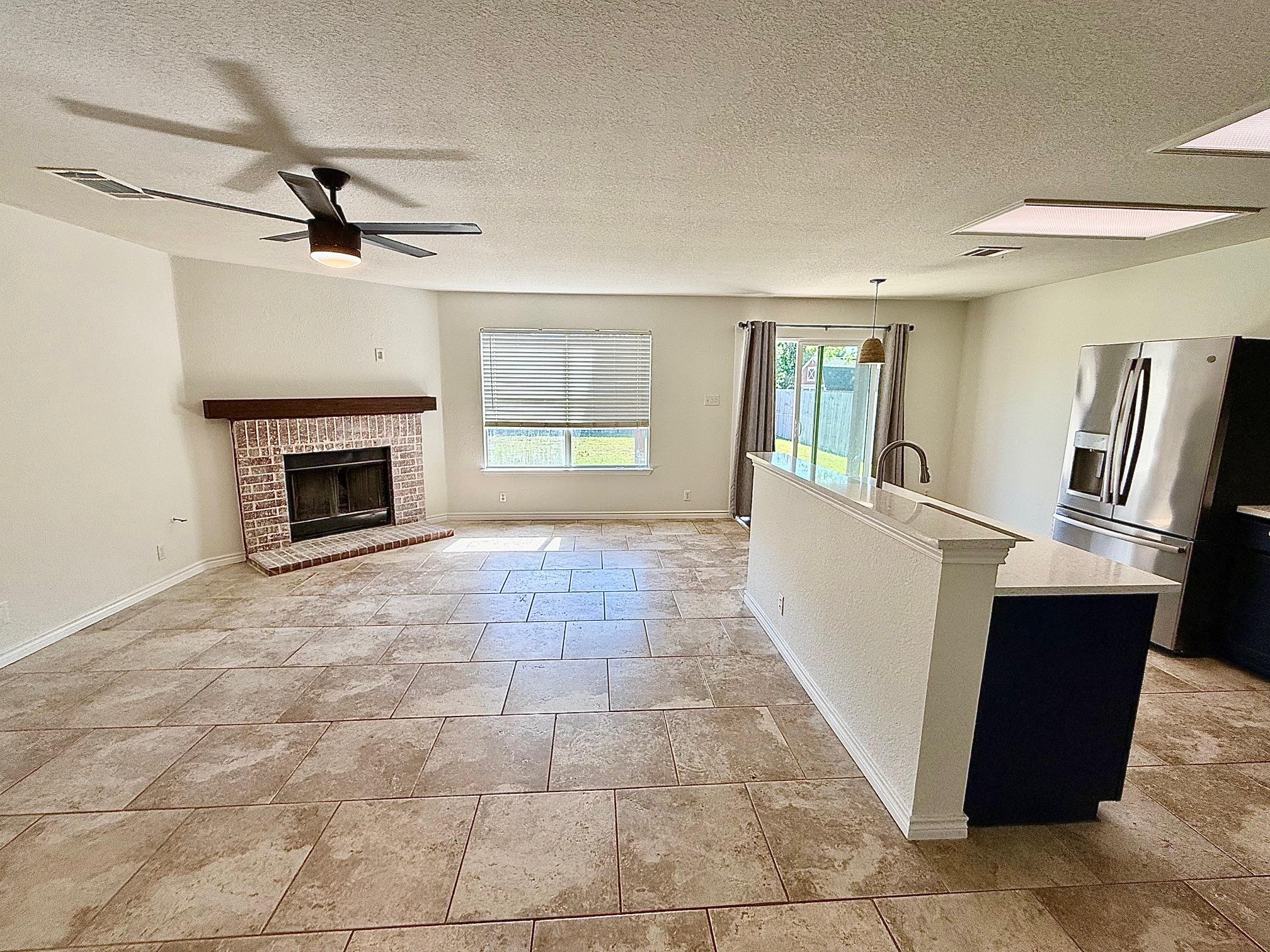 133 Paige Bnd, Hutto, TX 78634