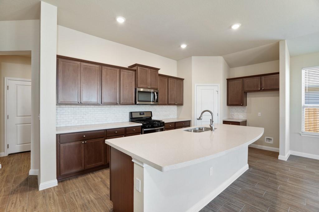 8202 Dampton Ln, Austin, TX 78744