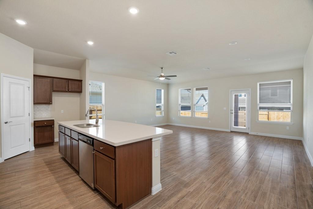 8202 Dampton Ln, Austin, TX 78744