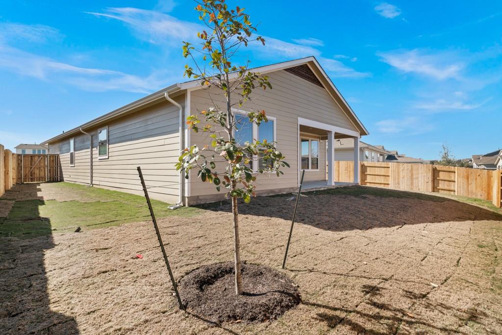 8202 Dampton Ln, Austin, TX 78744