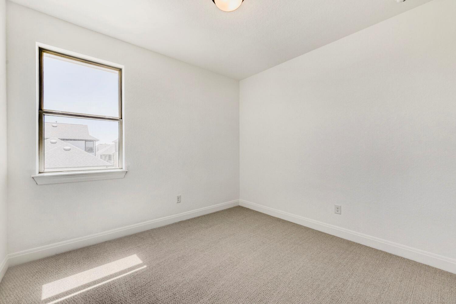 338 Orleanian Dr, Buda, TX 78610