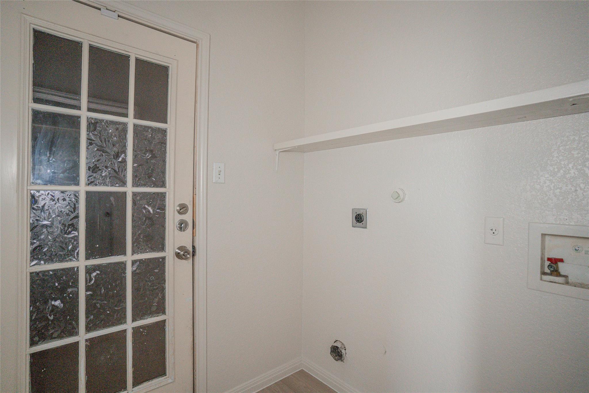 140 Dropper, Kyle, TX 78640