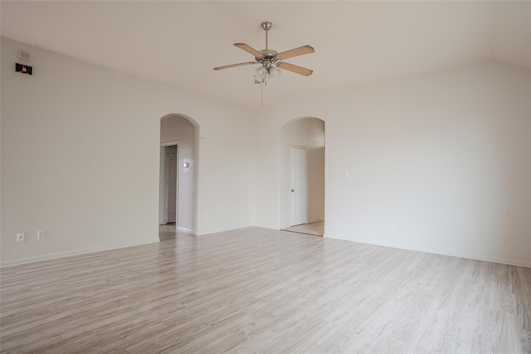 140 Dropper, Kyle, TX 78640