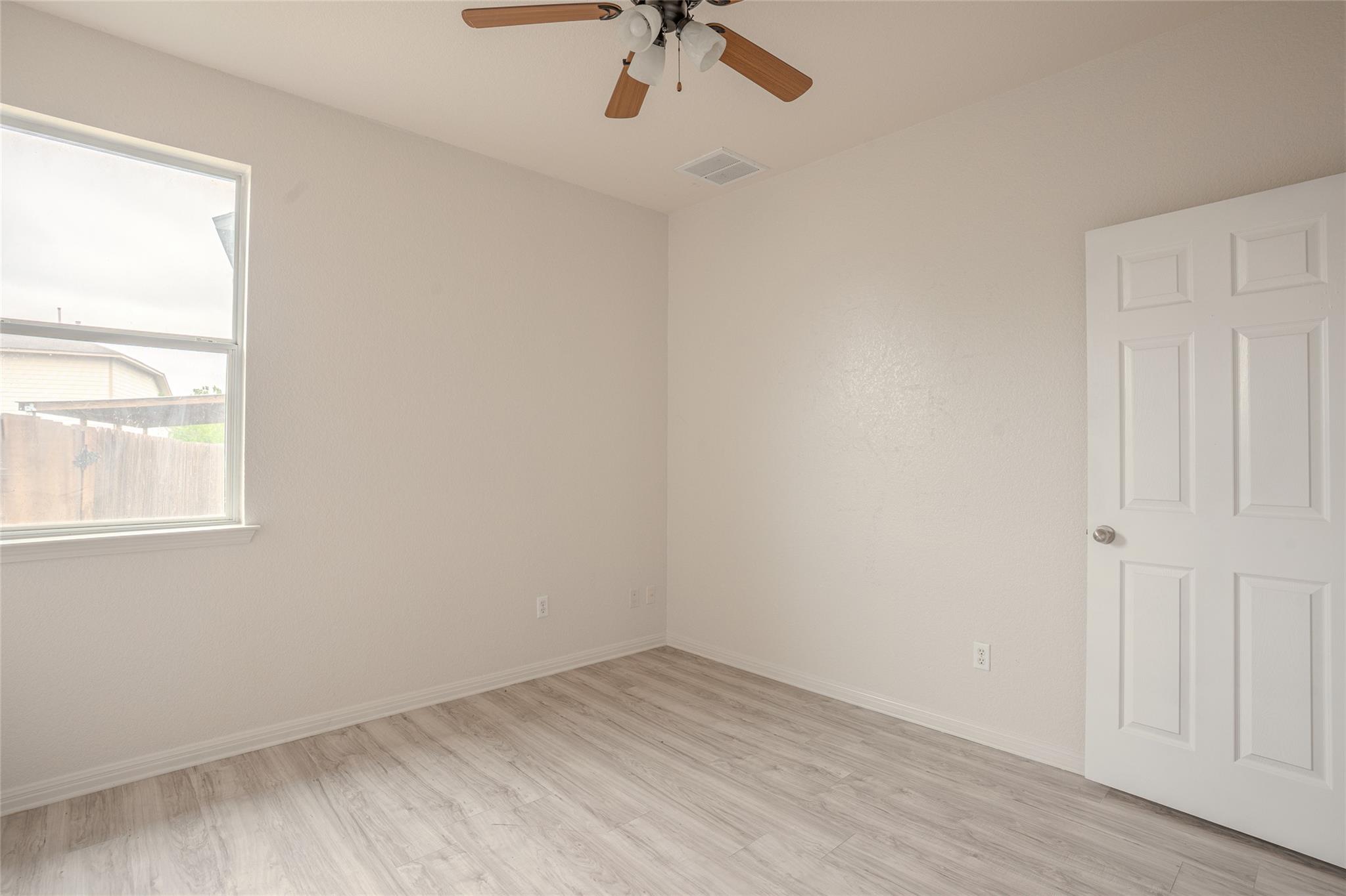 140 Dropper, Kyle, TX 78640