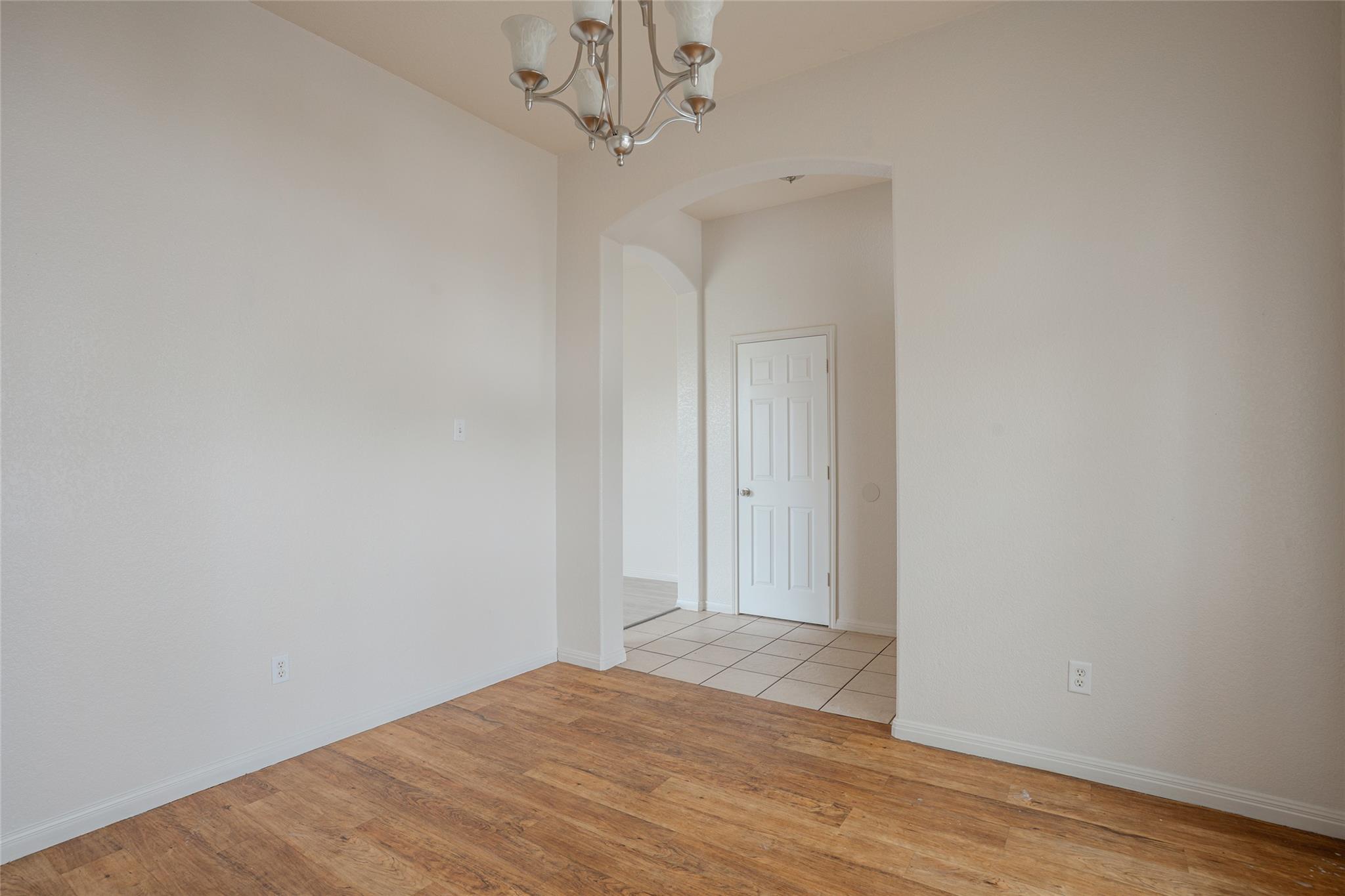 140 Dropper, Kyle, TX 78640