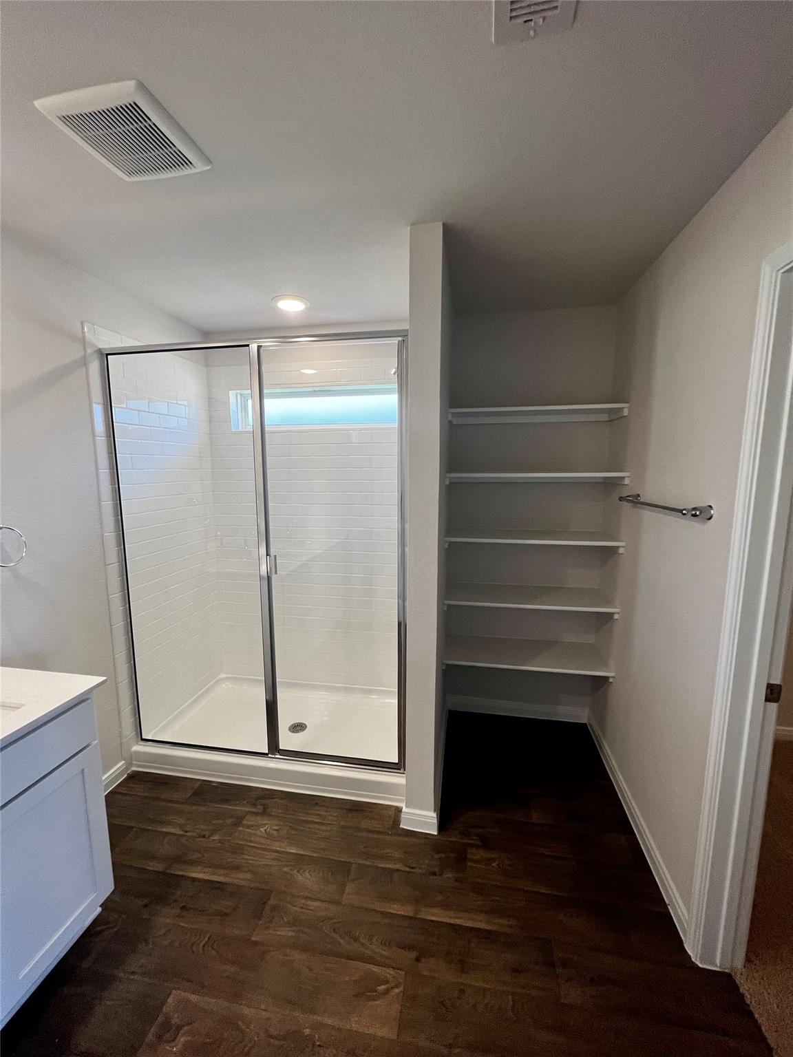 316 Abbey Ln, Lockhart, TX 78644