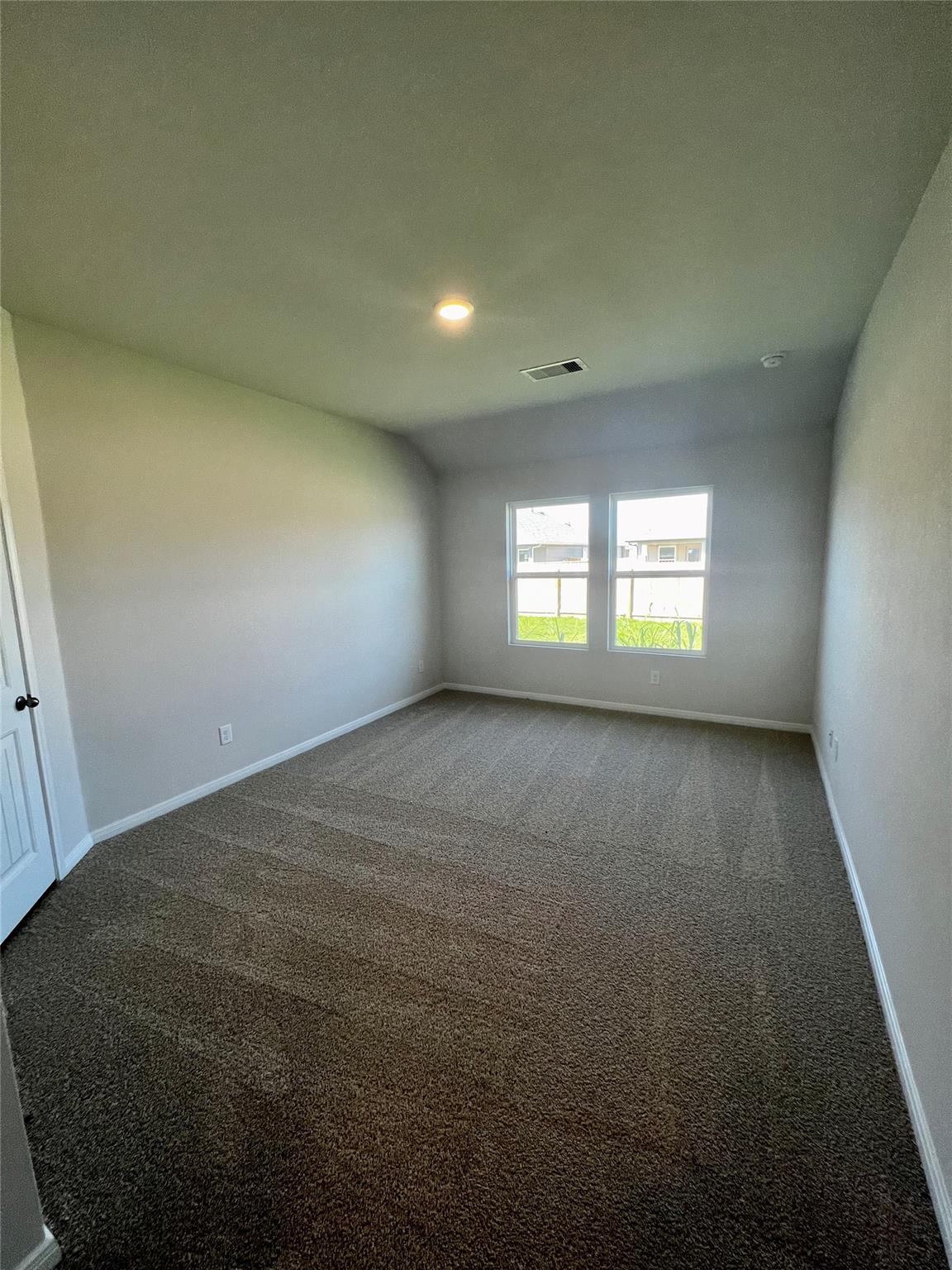 316 Abbey Ln, Lockhart, TX 78644