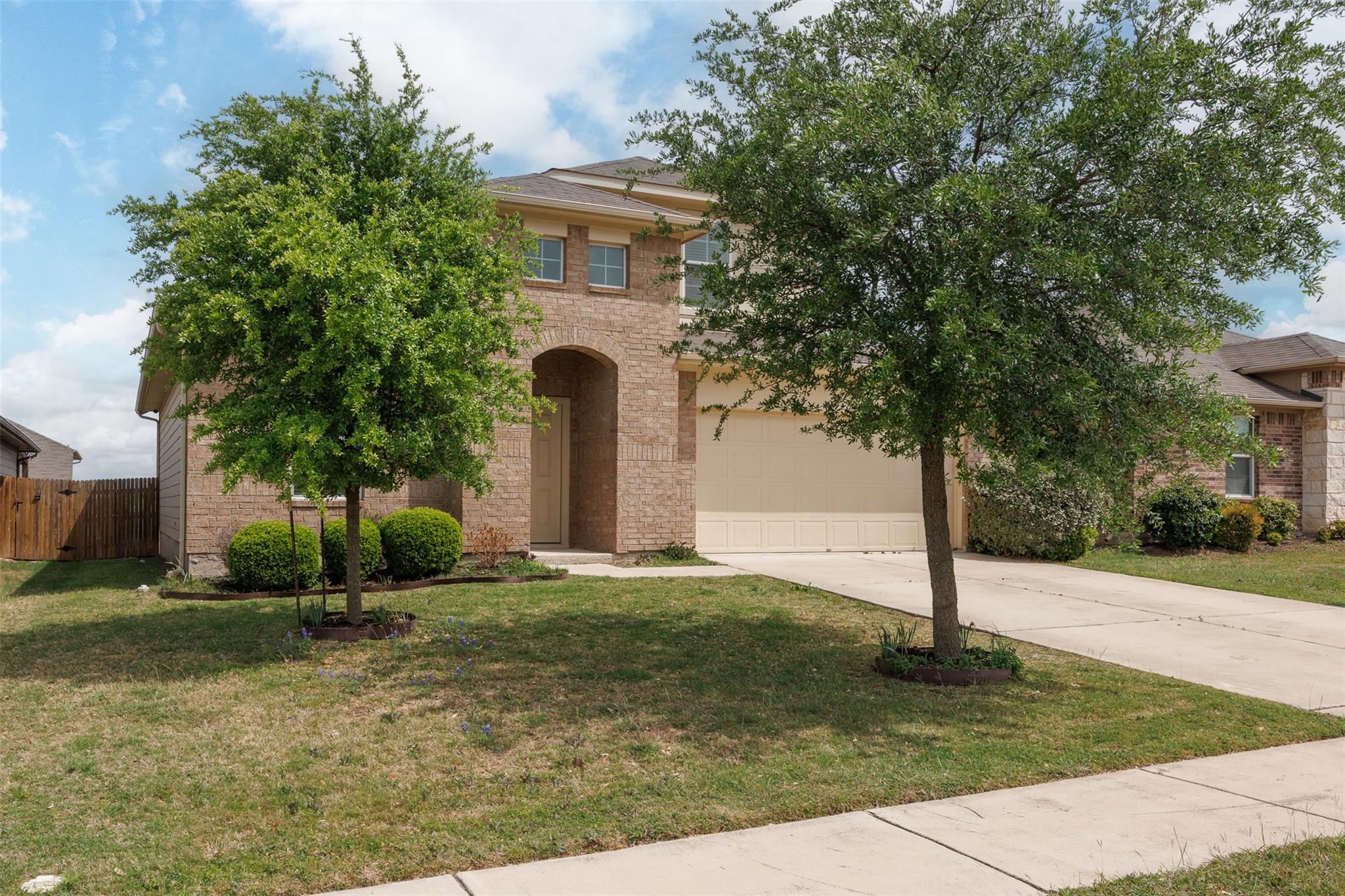 404 Pentire Way, Hutto, TX 78634