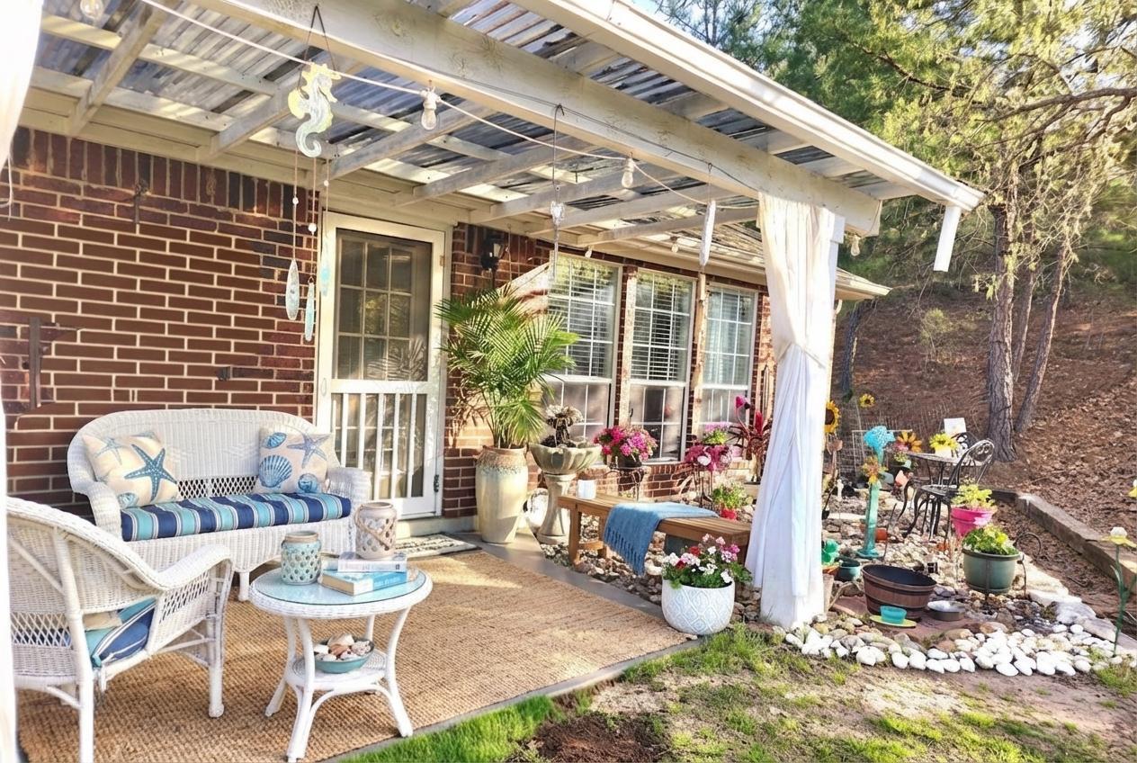 199 Ulupau Cir, Bastrop, TX 78602