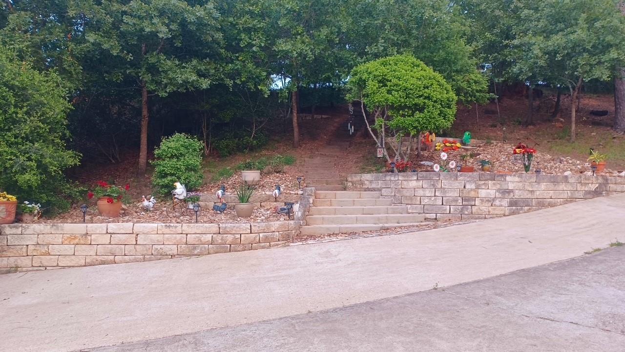 199 Ulupau Cir, Bastrop, TX 78602