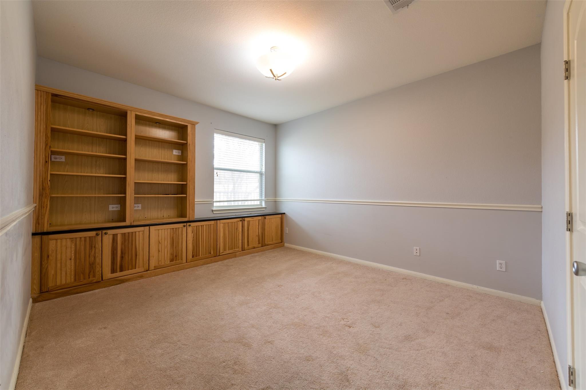 14305 Broadwinged Hawk Dr, Austin, TX 78738