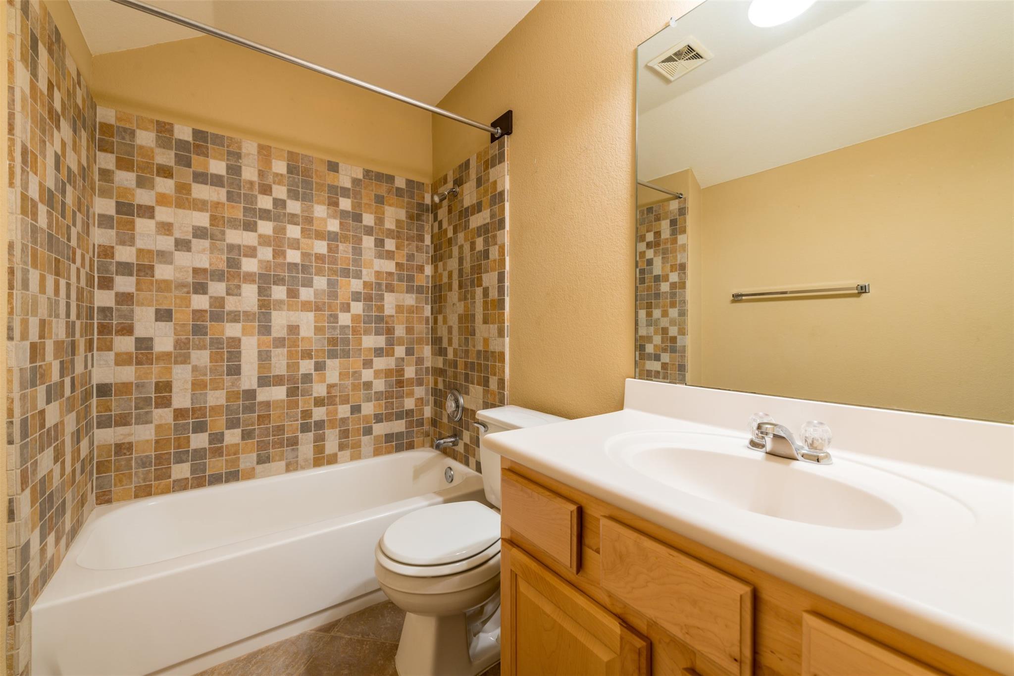 14305 Broadwinged Hawk Dr, Austin, TX 78738