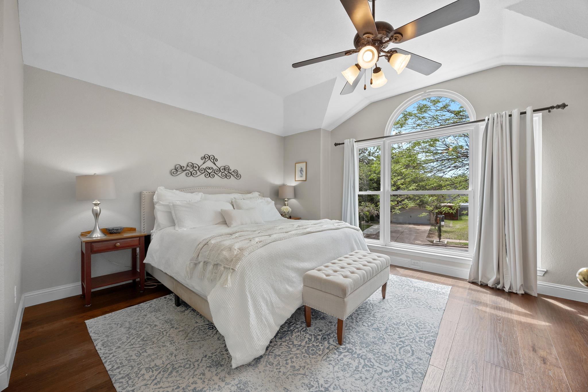 1400 Tetbury Ln, Austin, TX 78748