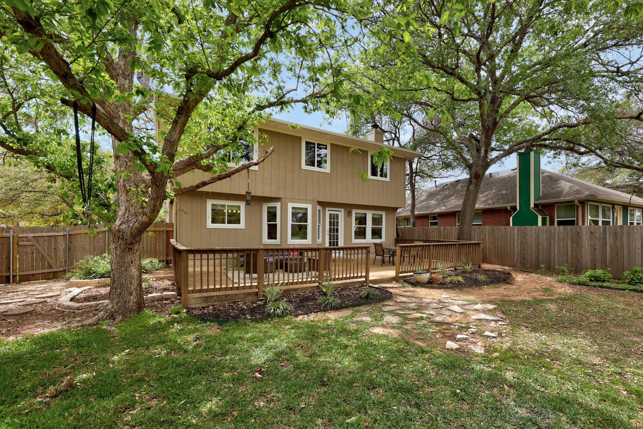 1400 Tetbury Ln, Austin, TX 78748