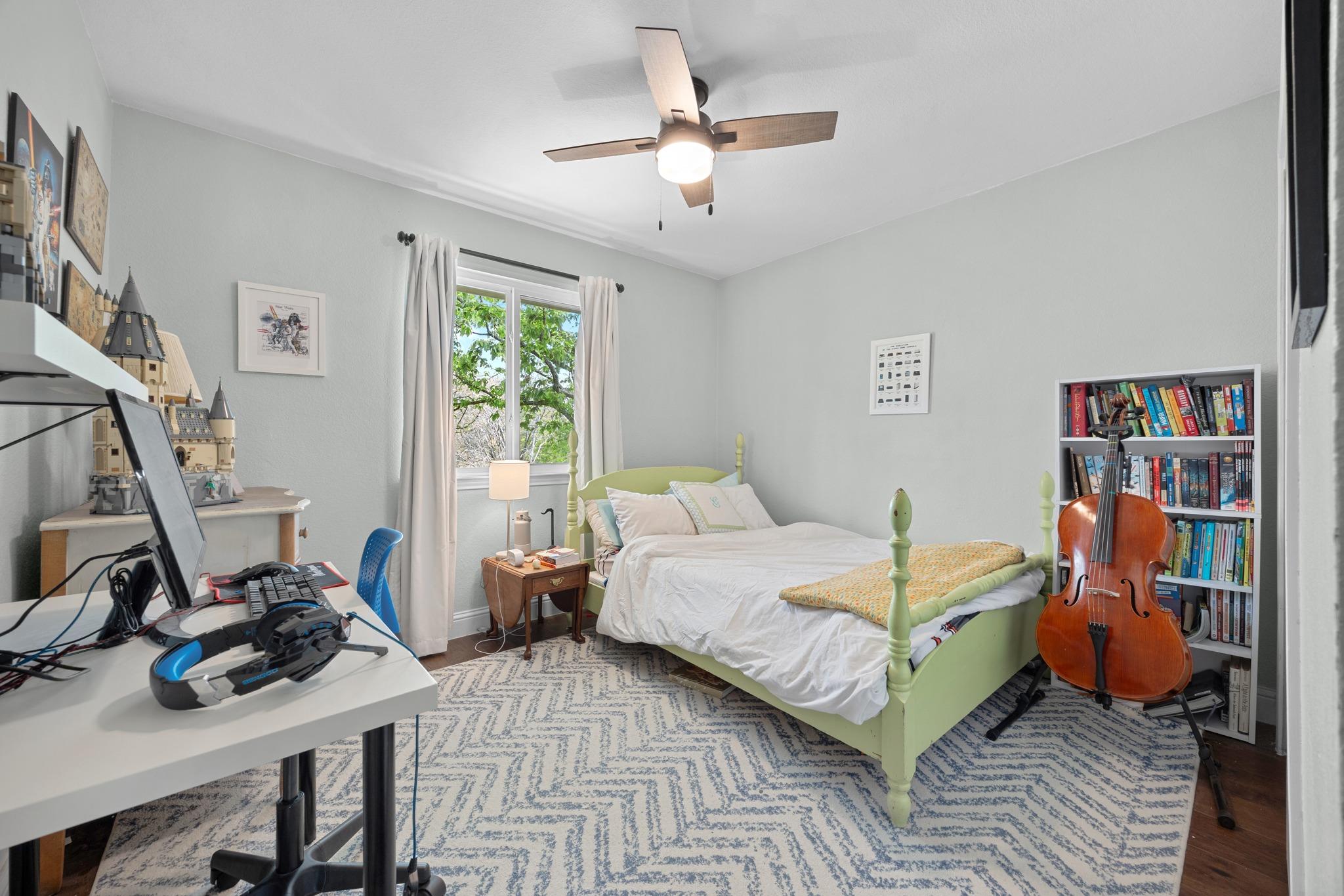 1400 Tetbury Ln, Austin, TX 78748