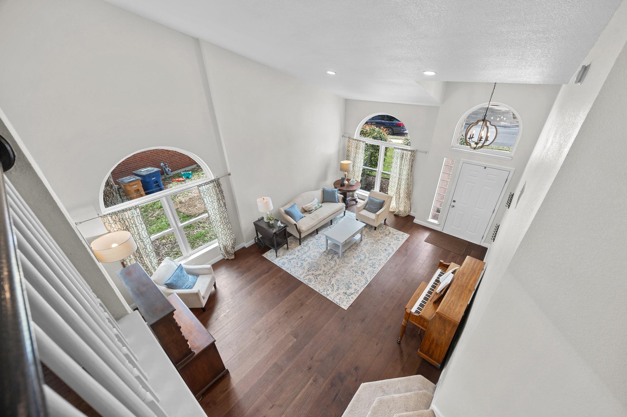 1400 Tetbury Ln, Austin, TX 78748