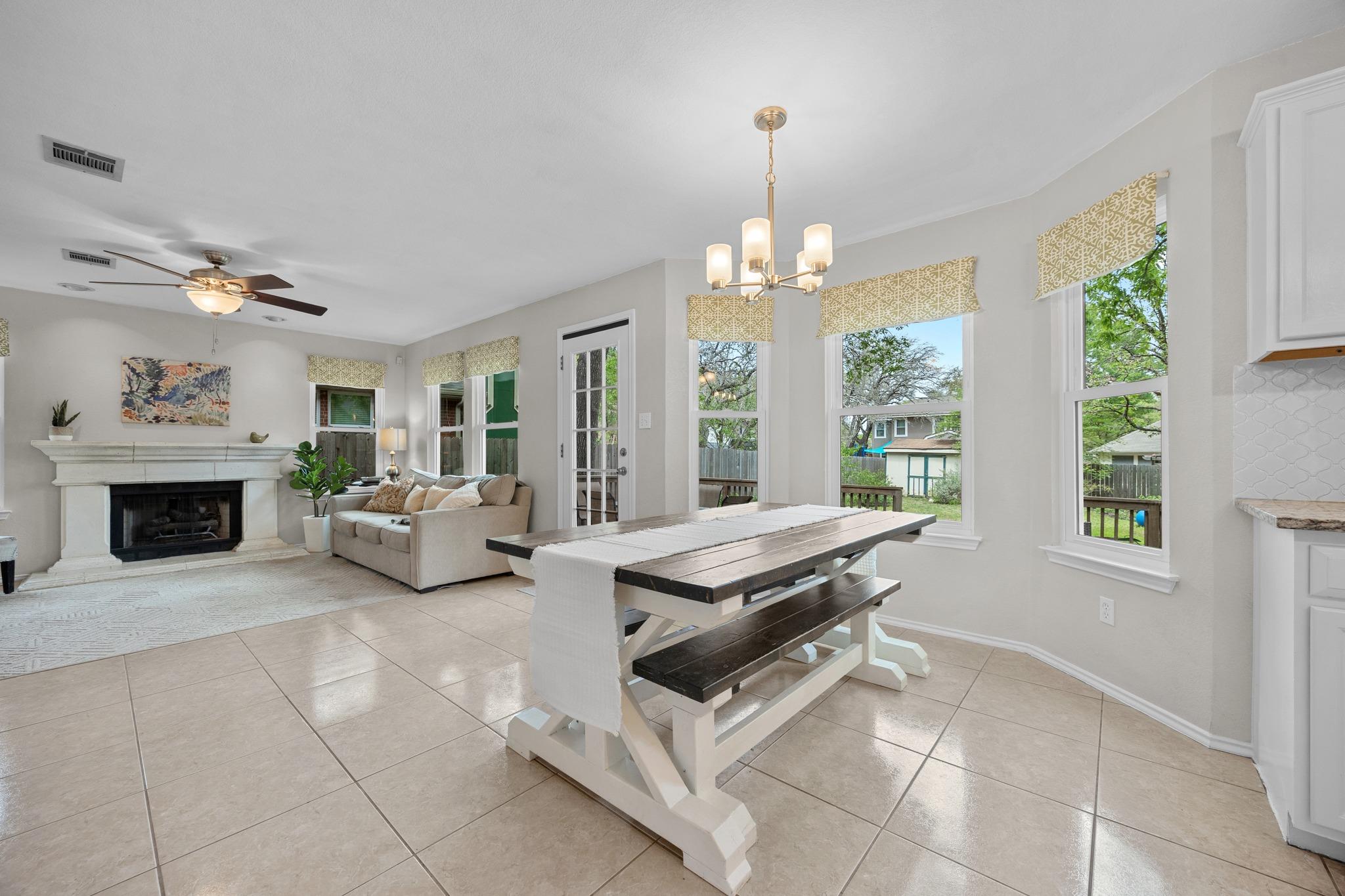 1400 Tetbury Ln, Austin, TX 78748