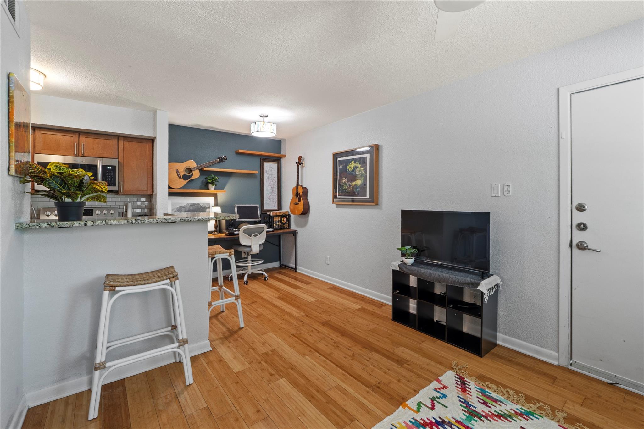 3204 Menchaca Rd # 305, Austin, TX 78704