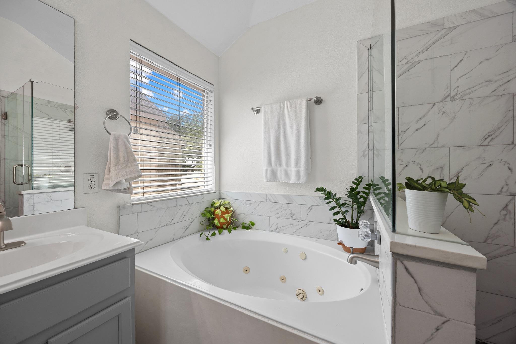 17833 Madden Dr, Pflugerville, TX 78660