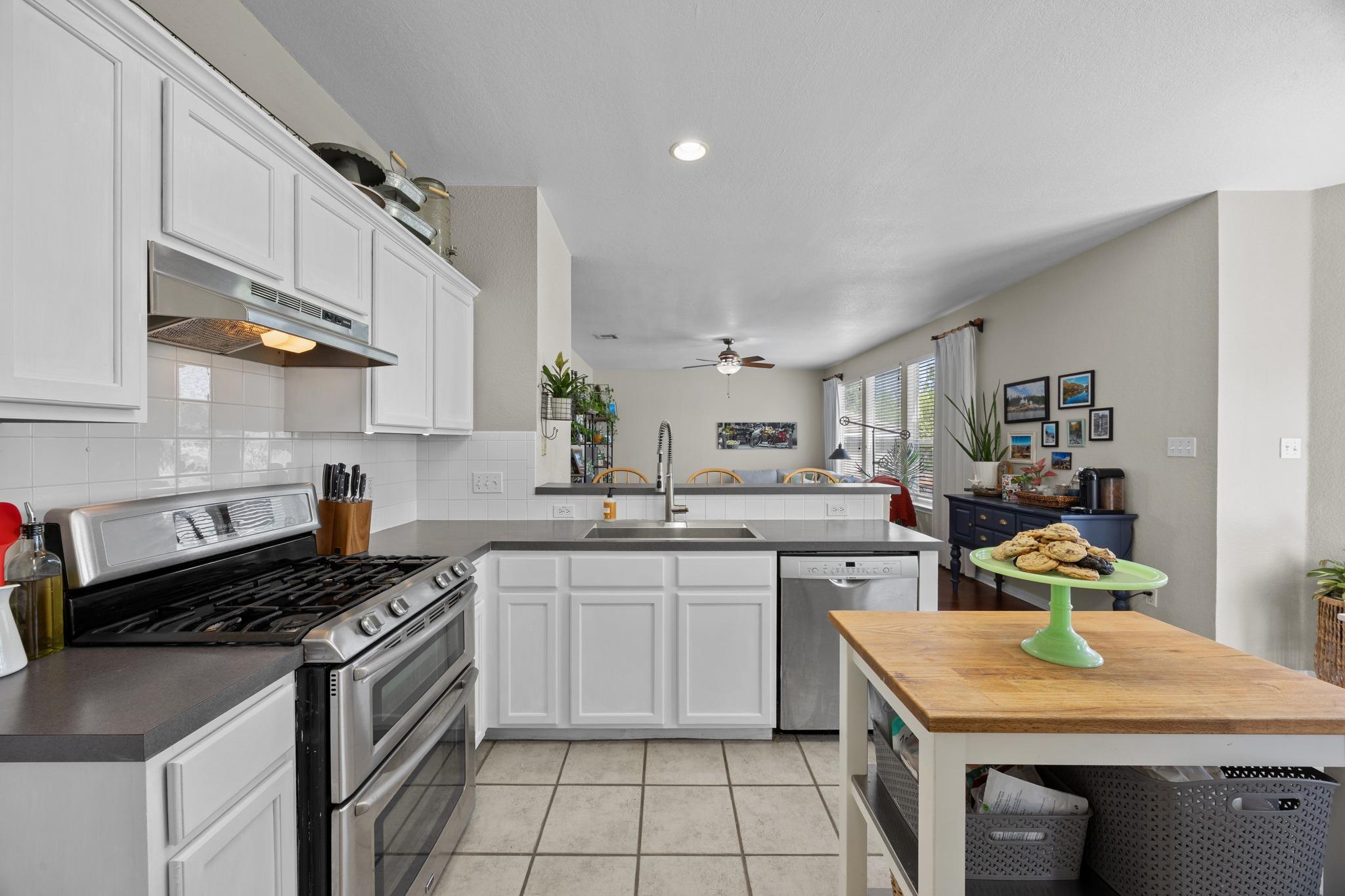 17833 Madden Dr, Pflugerville, TX 78660