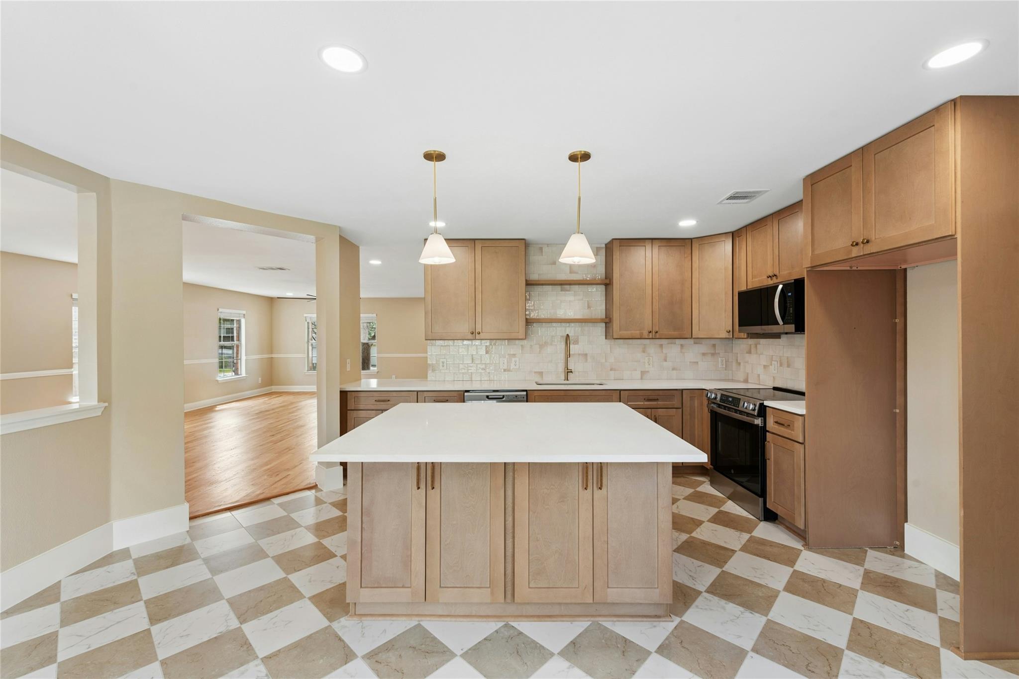 2017 Carriage Club Dr, Cedar Park, TX 78613