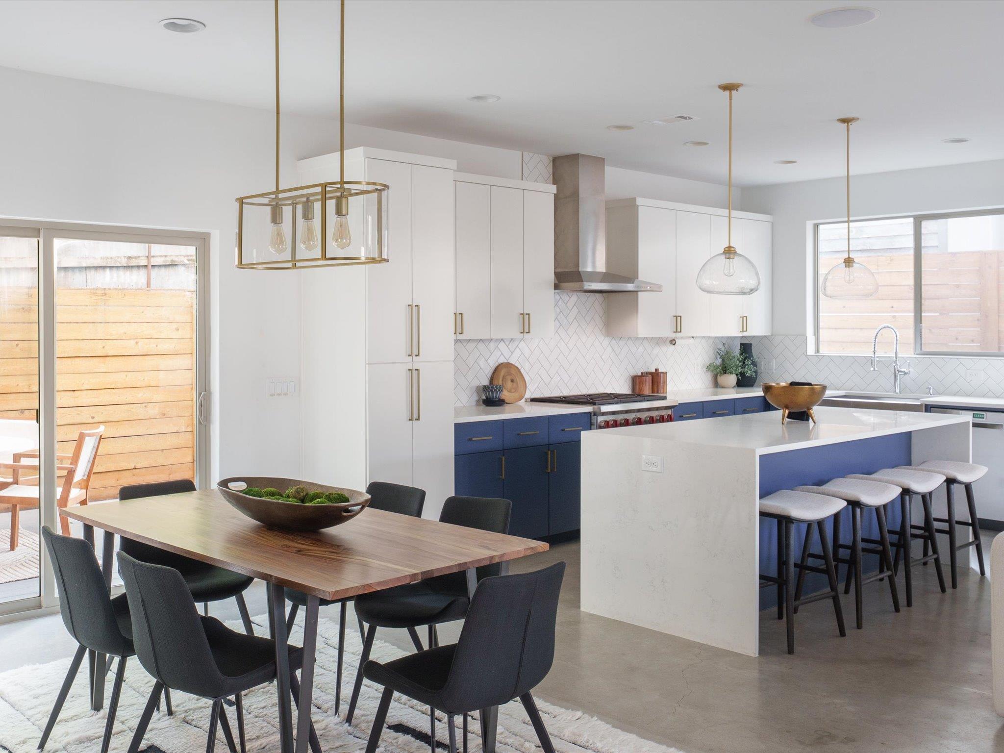 615 Jewell St, Austin, TX 78704