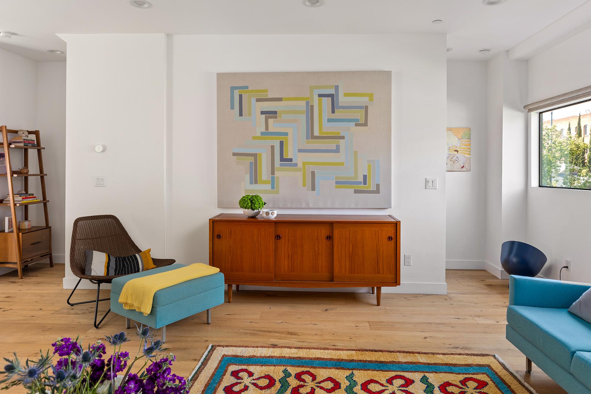 860 1/2 S Wilton Pl, Out of State, CA 90005