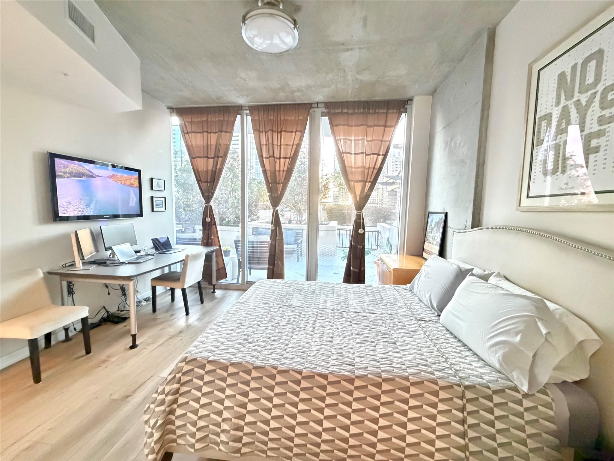 360 Nueces St # 914, Austin, TX 78701