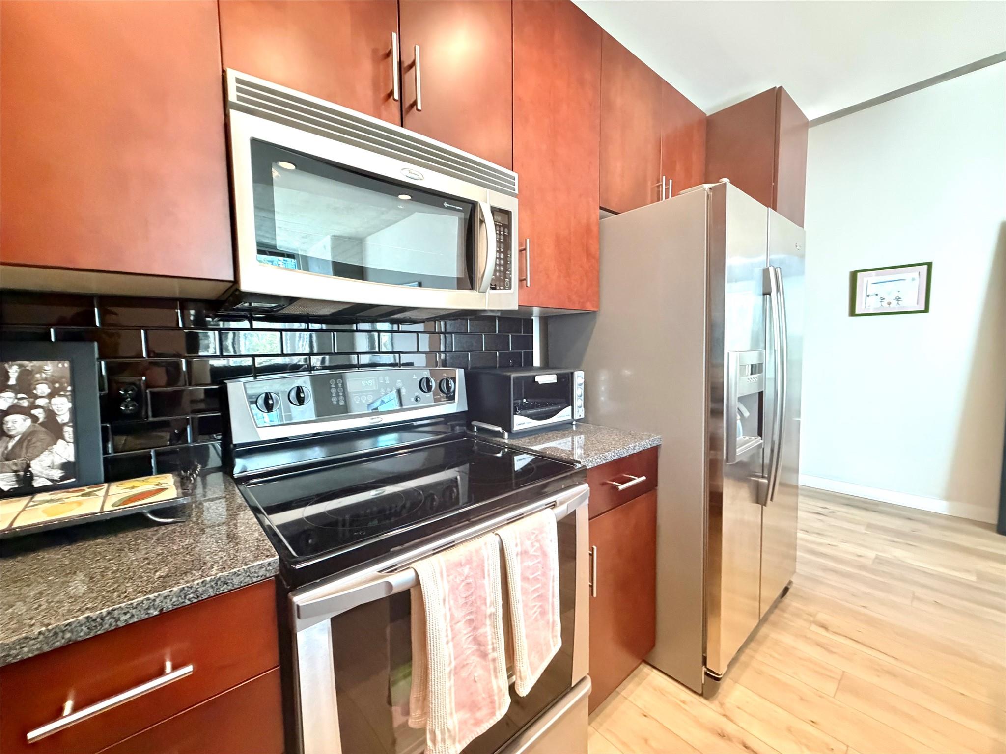 360 Nueces St # 914, Austin, TX 78701