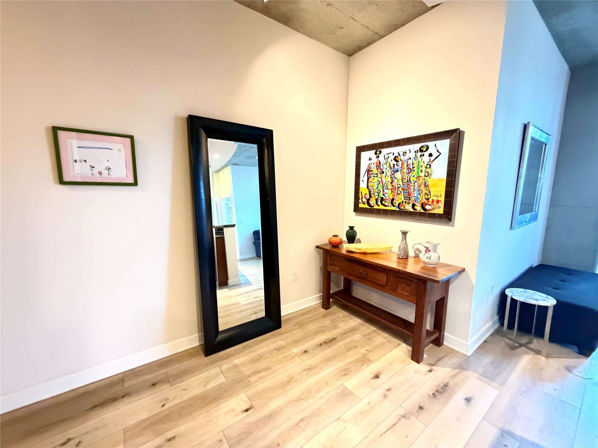 360 Nueces St # 914, Austin, TX 78701