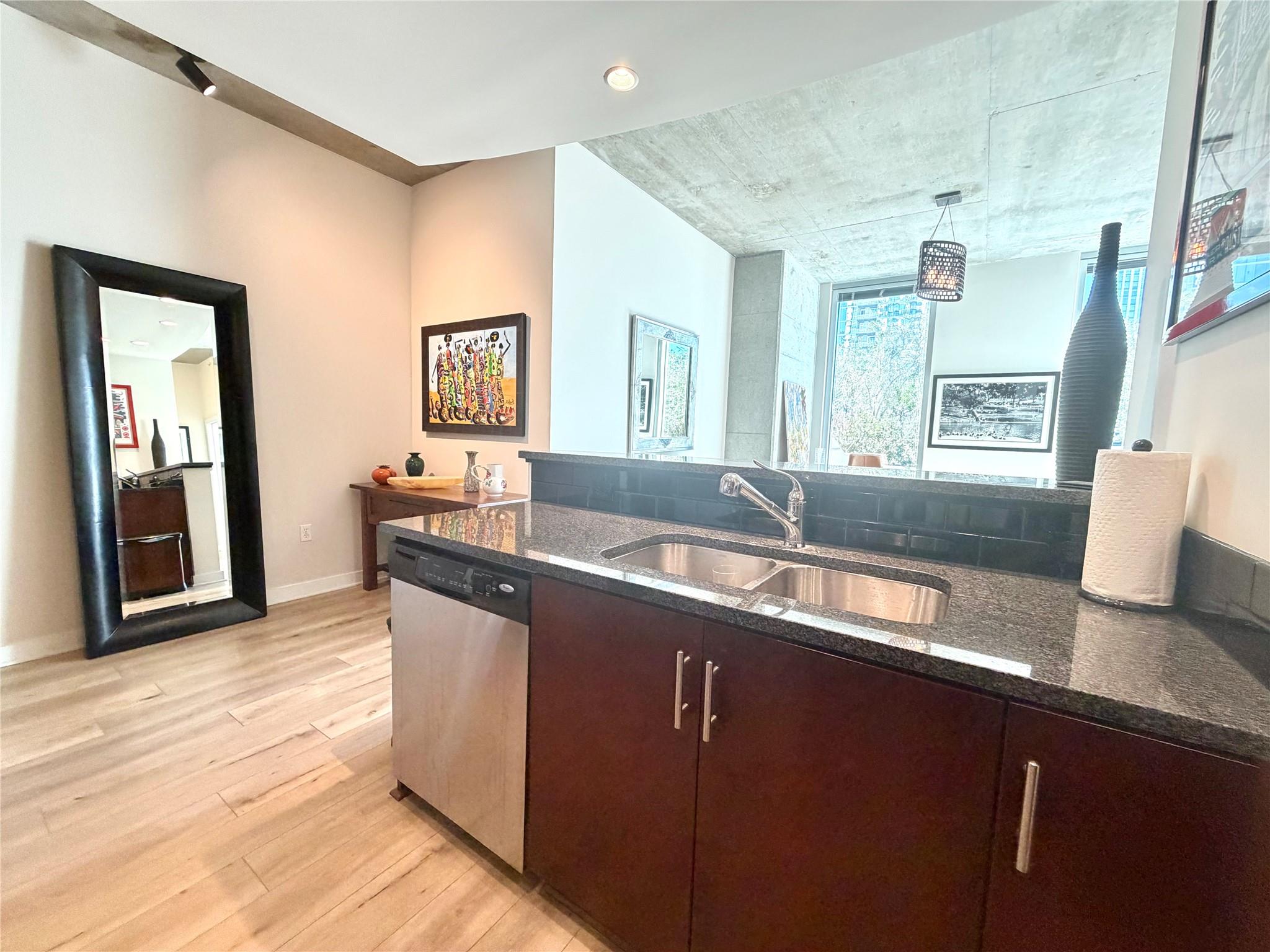 360 Nueces St # 914, Austin, TX 78701