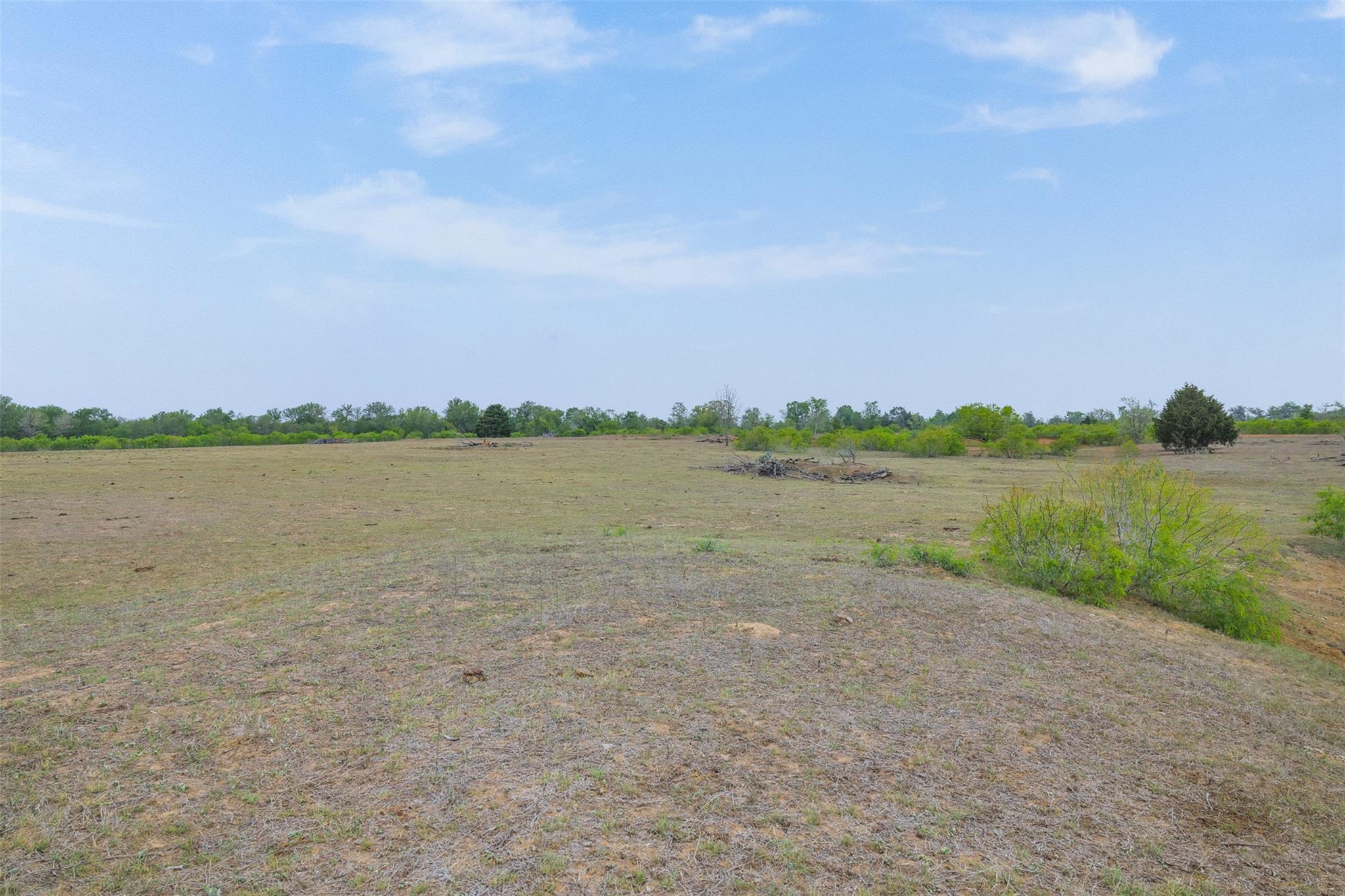 579 Lower Elgin Rd, Elgin, TX 78621