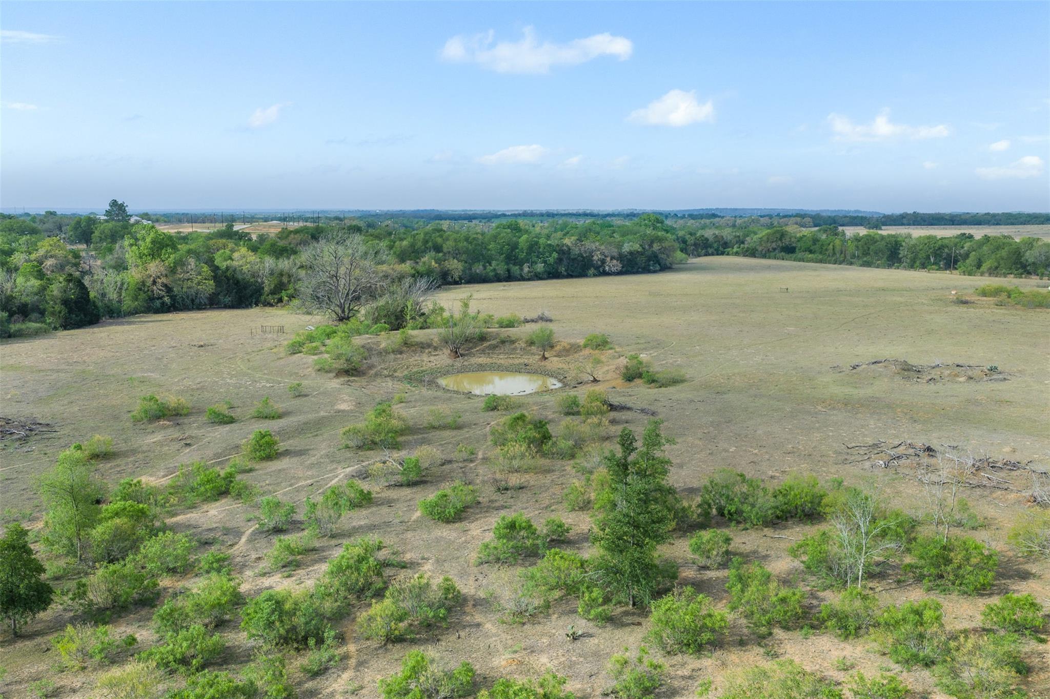 579 Lower Elgin Rd, Elgin, TX 78621