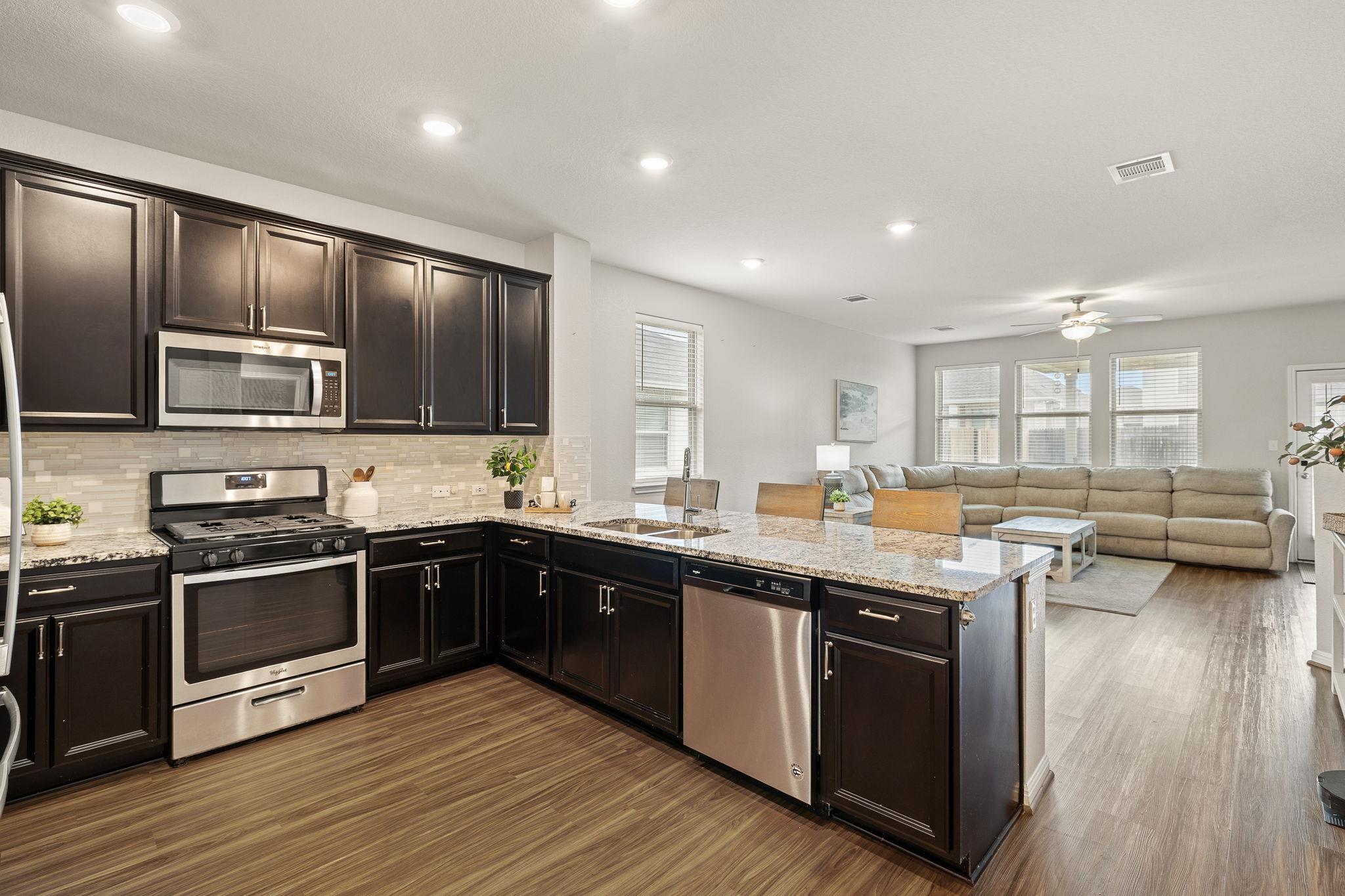 6337 Turin Ln, Round Rock, TX 78665