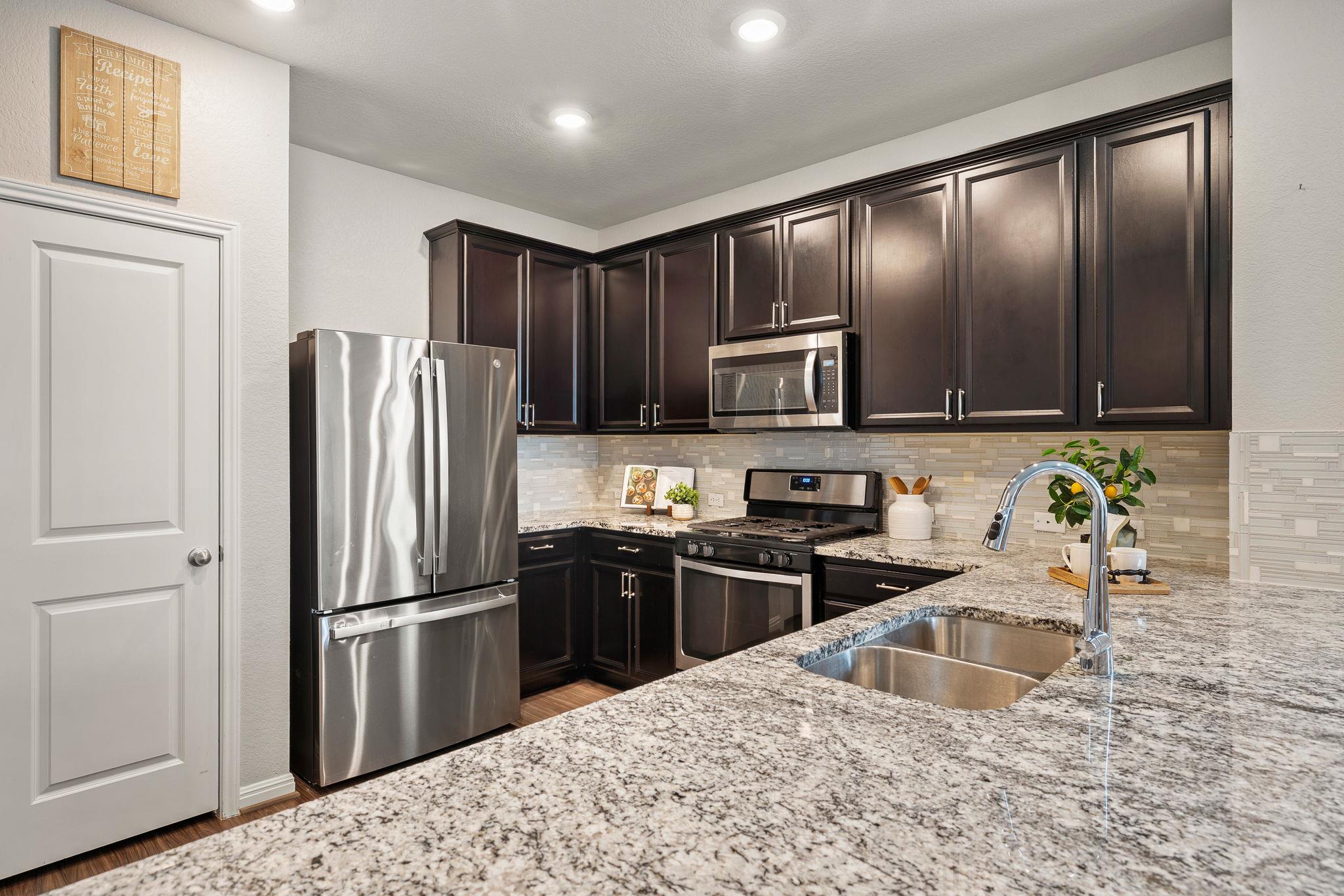 6337 Turin Ln, Round Rock, TX 78665