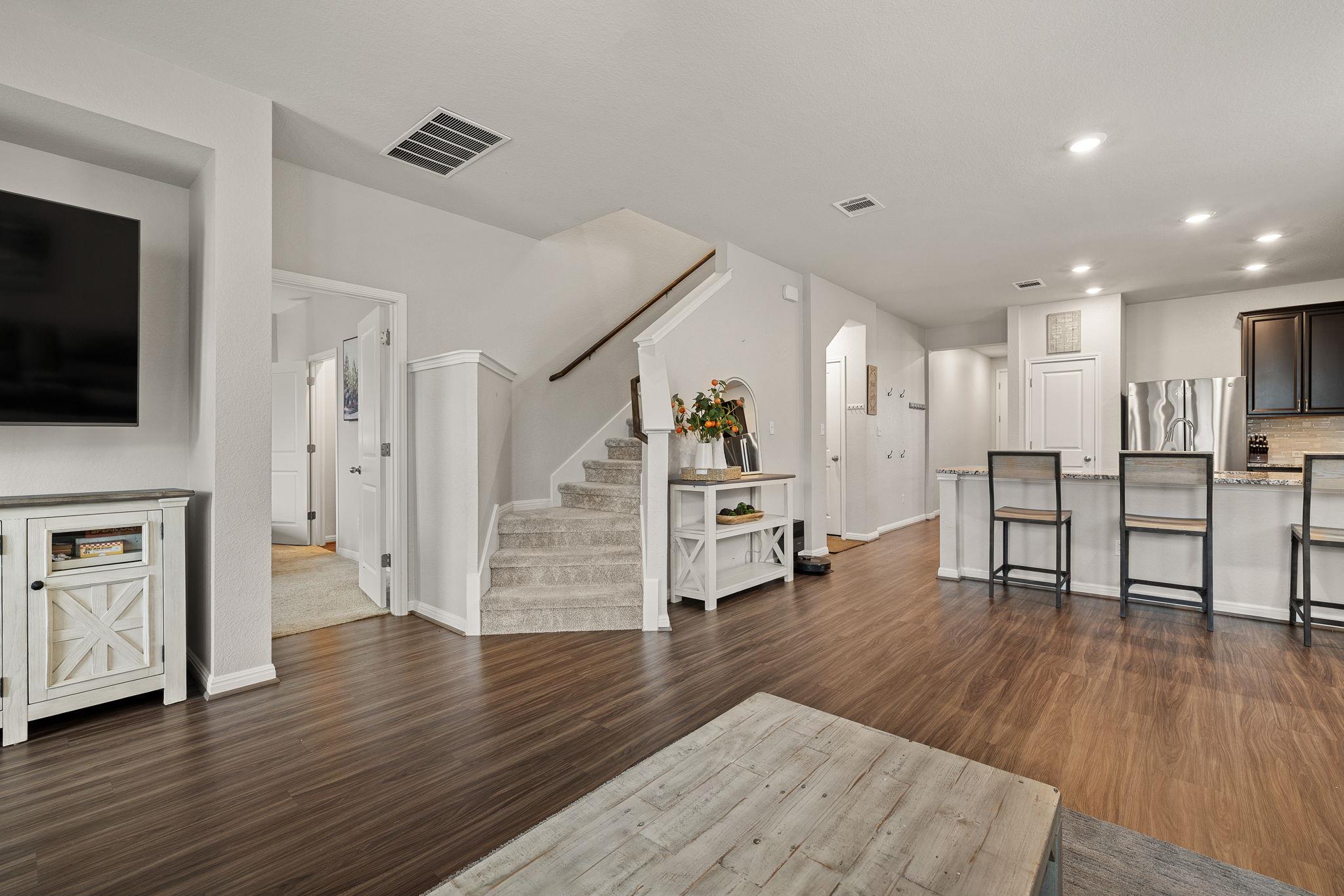 6337 Turin Ln, Round Rock, TX 78665