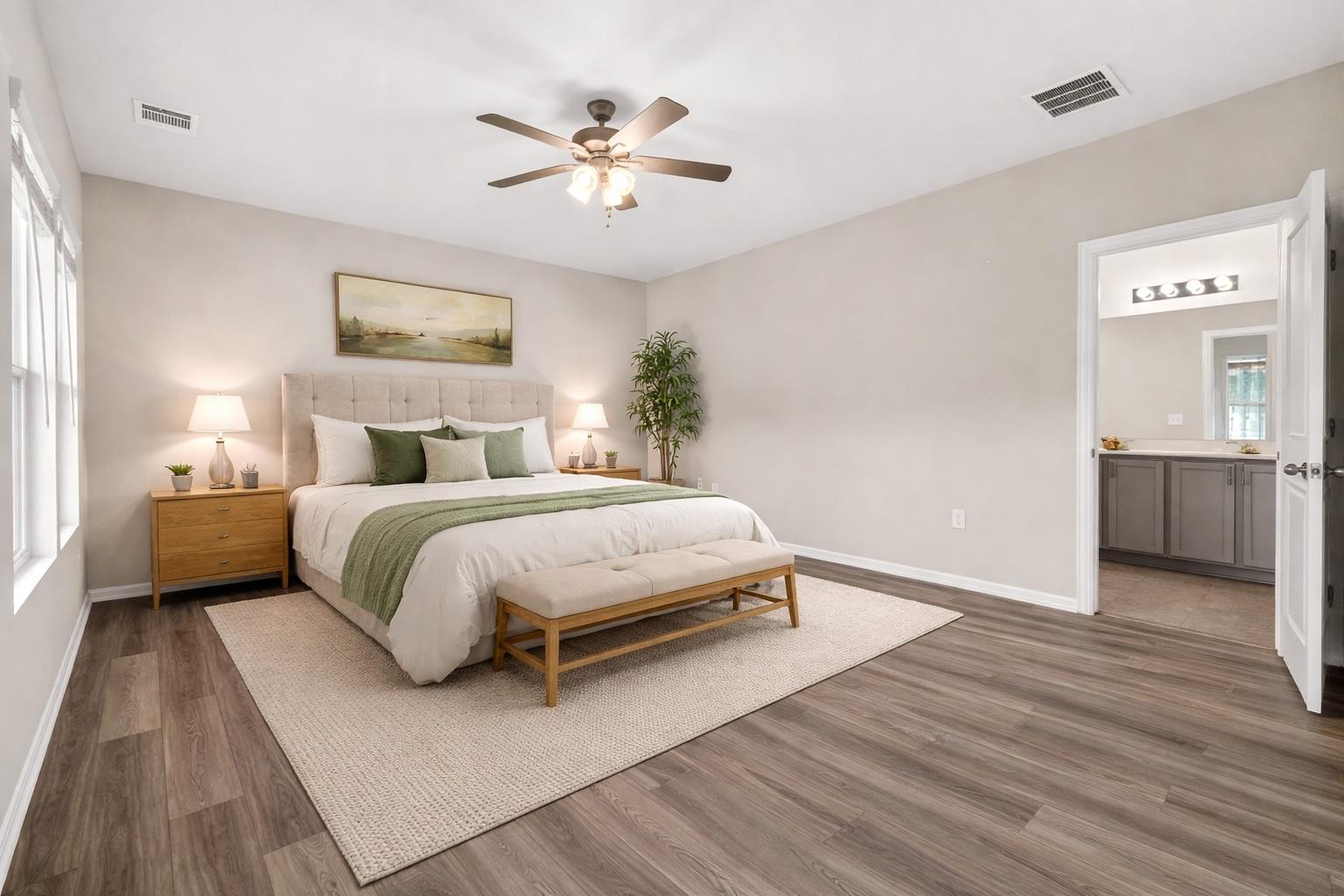 219 Roaming Dr, Hutto, TX 78634